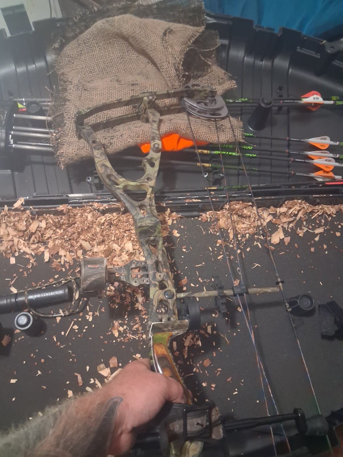 Bowtech Right Hand Camo Compound Bow 60lb 28in Draw 31in Aluminum