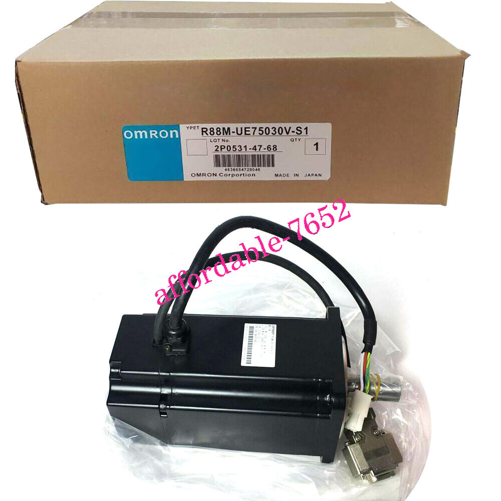 NEW R88M-UE75030V-S1 OMRON servo motor R88MUE75030VS1  DHL or FedEX / UPS