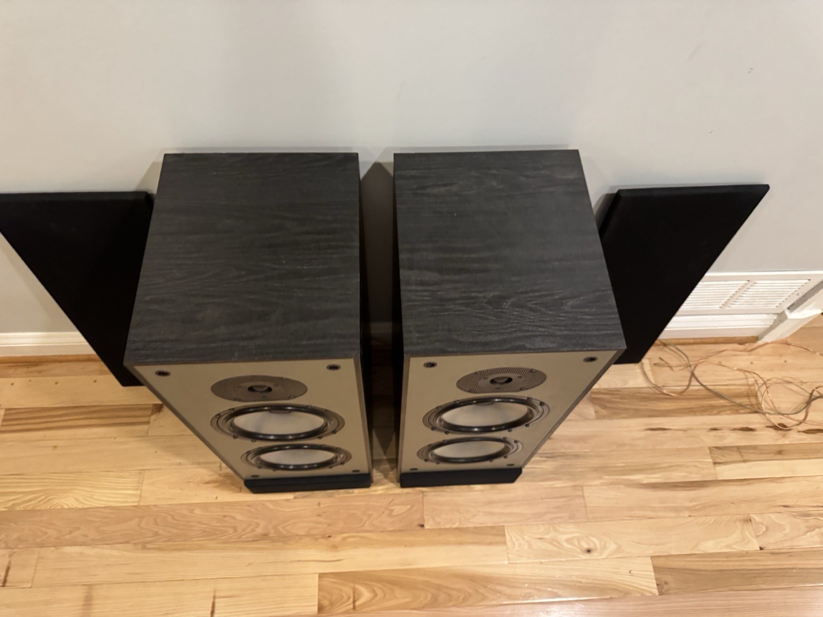 PARADIGM MODEL 9SE MKII REFERENCE STEREO SPEAKERS AUDIOPHILE MONITOR 9-SE Tested