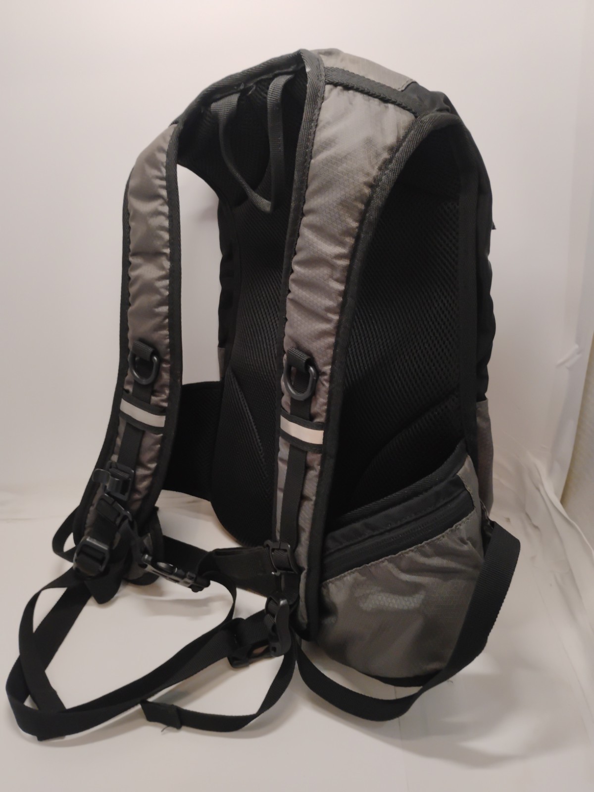 Mubasel Gear Insulated Hydration Backpack W/O Bladder