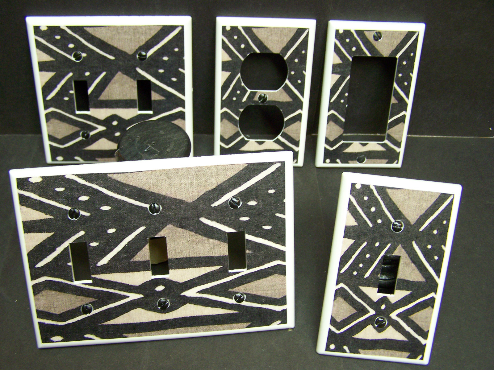 AFRICAN MUD CLOTH DESIGN #2 LIGHT SWITCH COVER PLATE OR OUTLET COVER