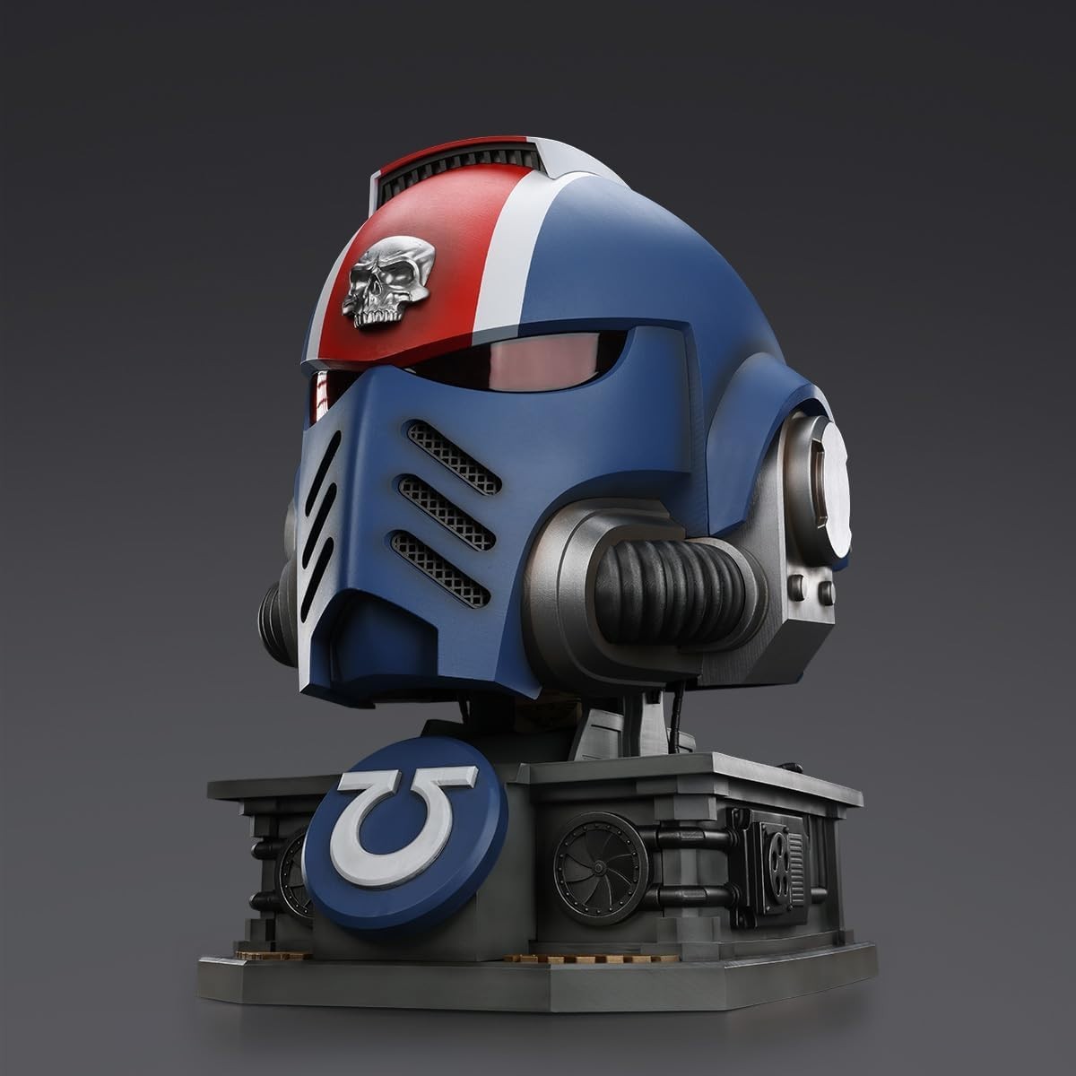 JOYTOY Ultramarines Lieutenant Titus 1:1 Scale MKX Helmet & Display Stand