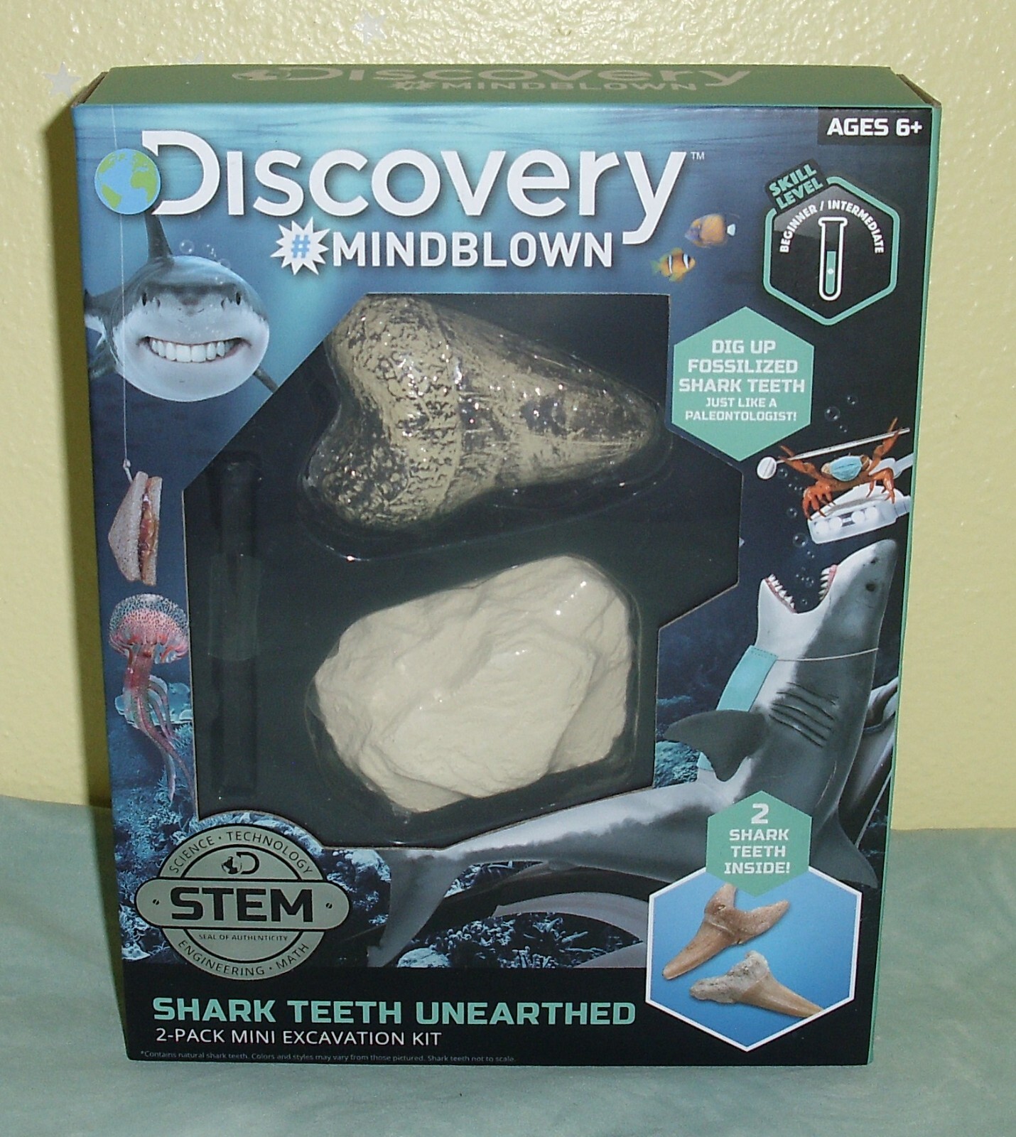 Discovery Mindblown Shark Teeth Unearthed NIB Stem 2 Pack Ages 6+