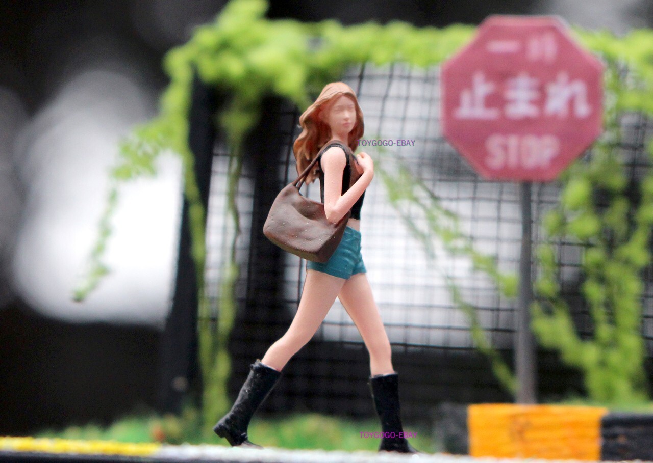 1/64 pretty girl hot fashion girl fit 1:64 car street  diorama figure handpaint