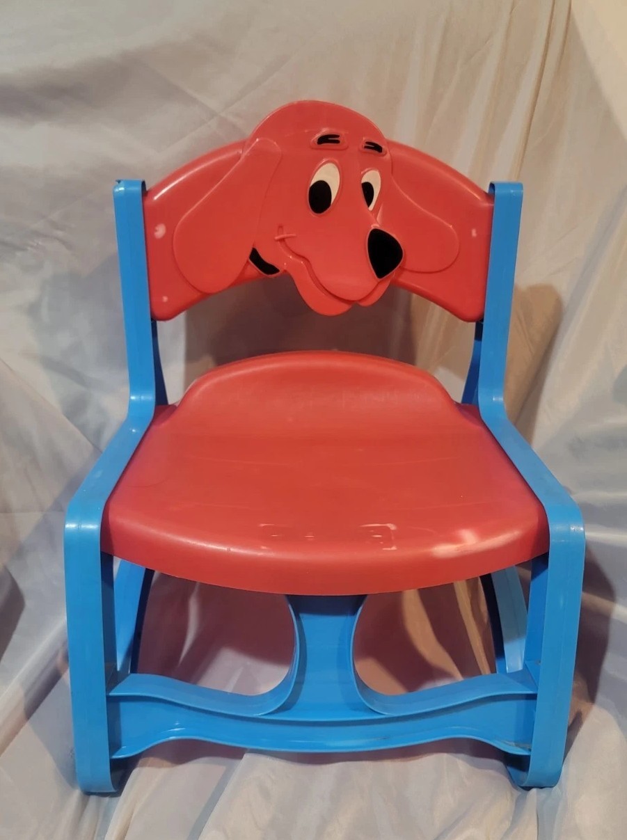 Vintage Rare Y2k 90s Clifford Big Red Dog Plastic Lawn Picnic Kids Chair