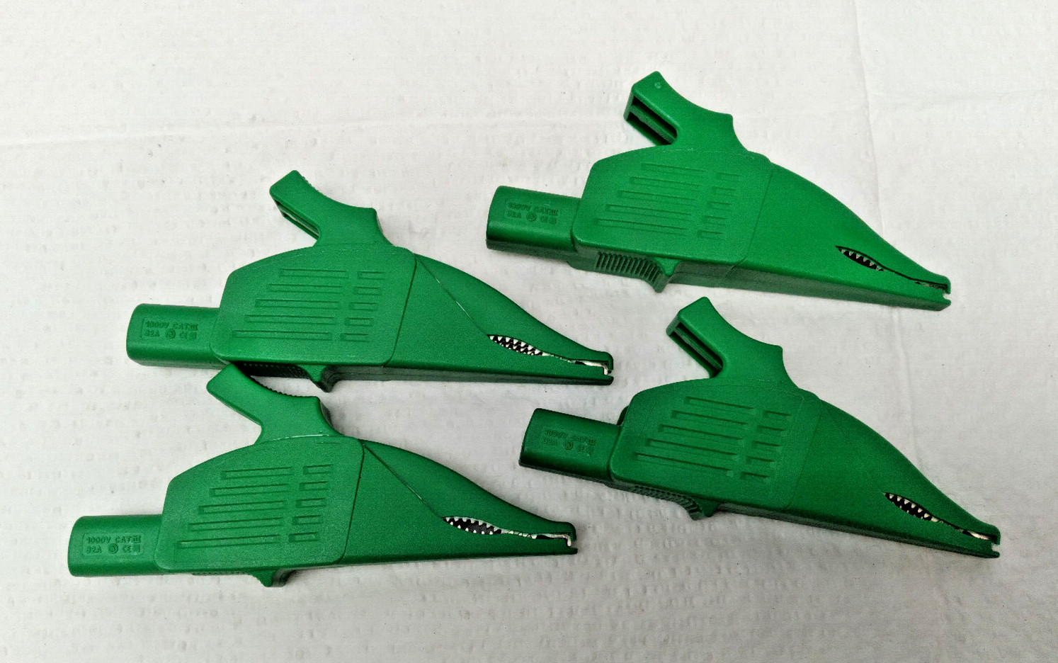 Lot of 4 -Staubli Dolphin Test Clip 66.9575-25 XDK-1033 Series CAT III, 1KV, 32A