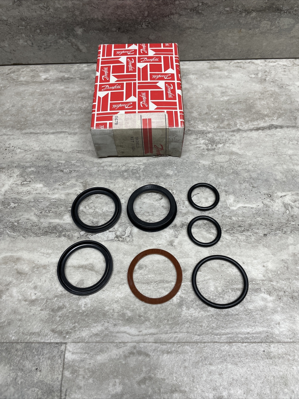 Danfoss SK0913 Set Of Seals / Seal Kit, New, Read Description