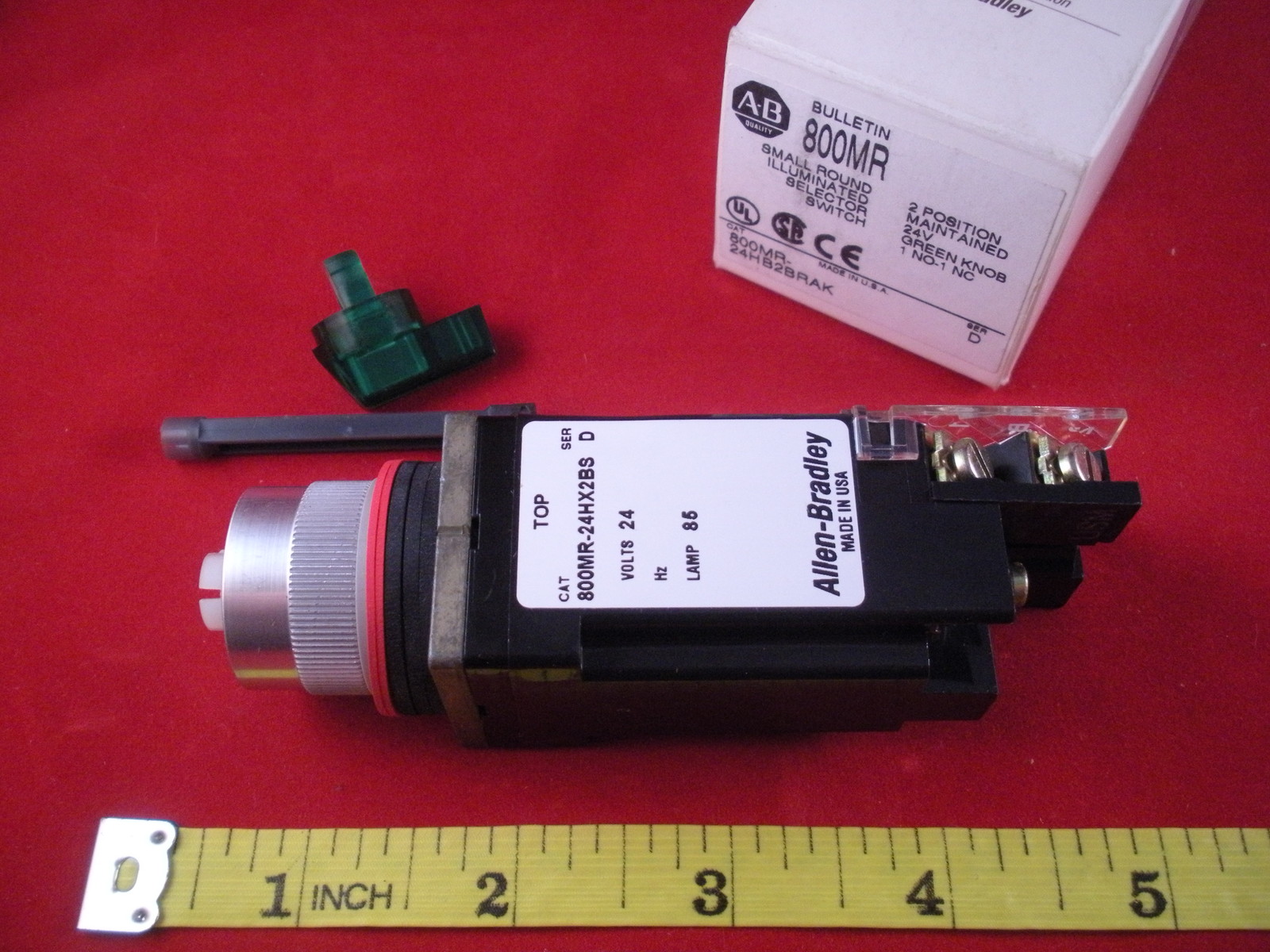 Allen Bradley 800MR-24HB2BRAK 2 Positioned Maintained Selector Switch Ser A 24V