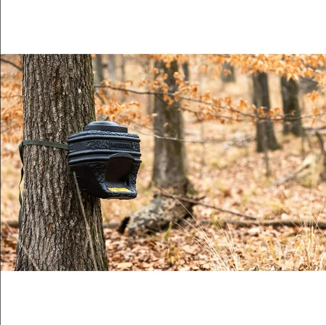 Moultrie 40lb. Feed Bin. - Easy Fill Gravity Feeder - 6 Gallon Capacity