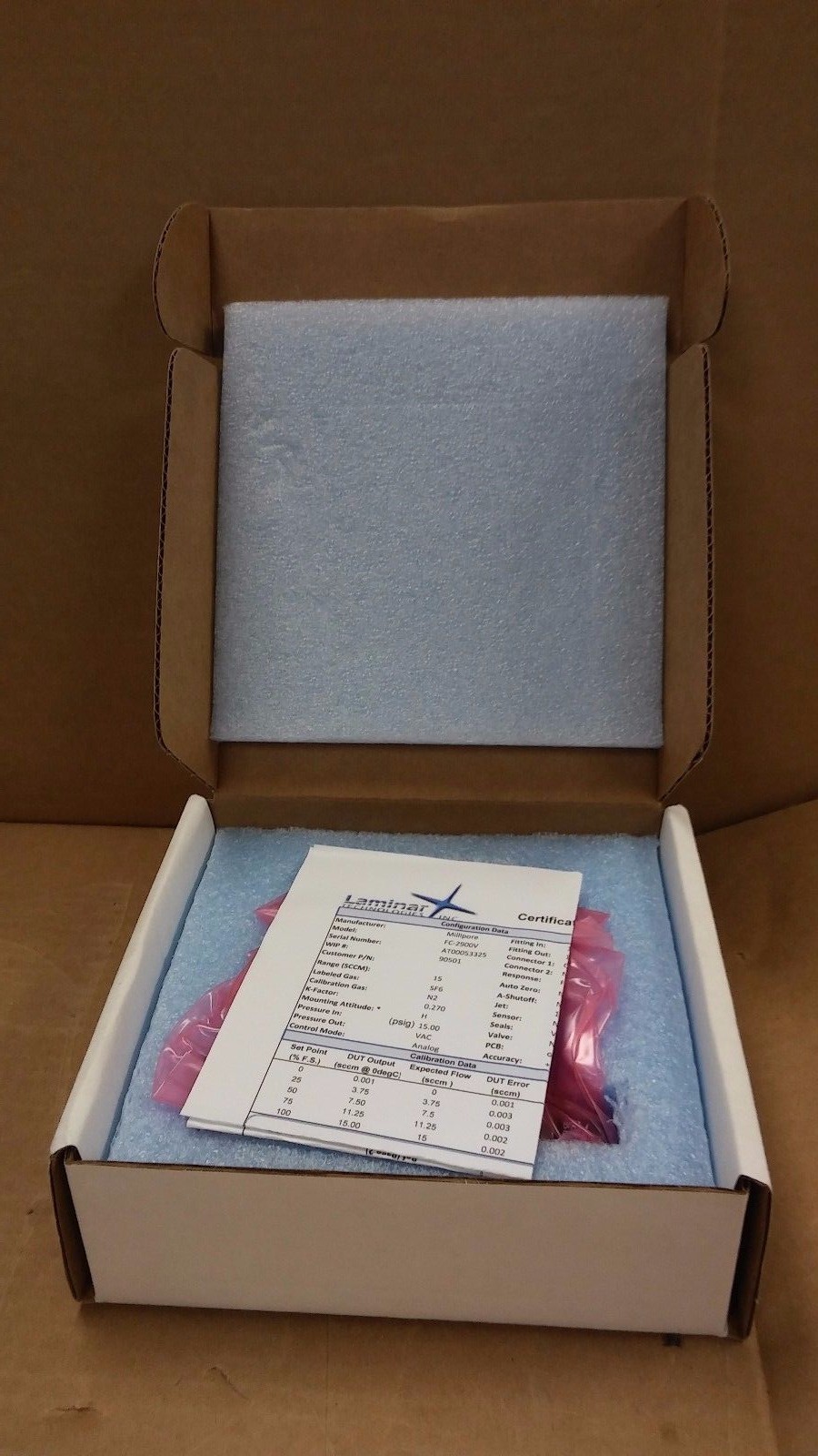 MILLIPORE FC-2900V SF6 Gas 15 SCCM Tylan 2900 Series Mass Flow Controller