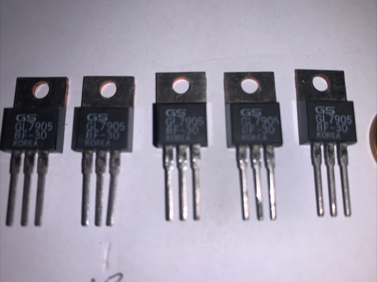 GS GL7905 - 5 Volt Regulator - 1 Amp New 5 Pack