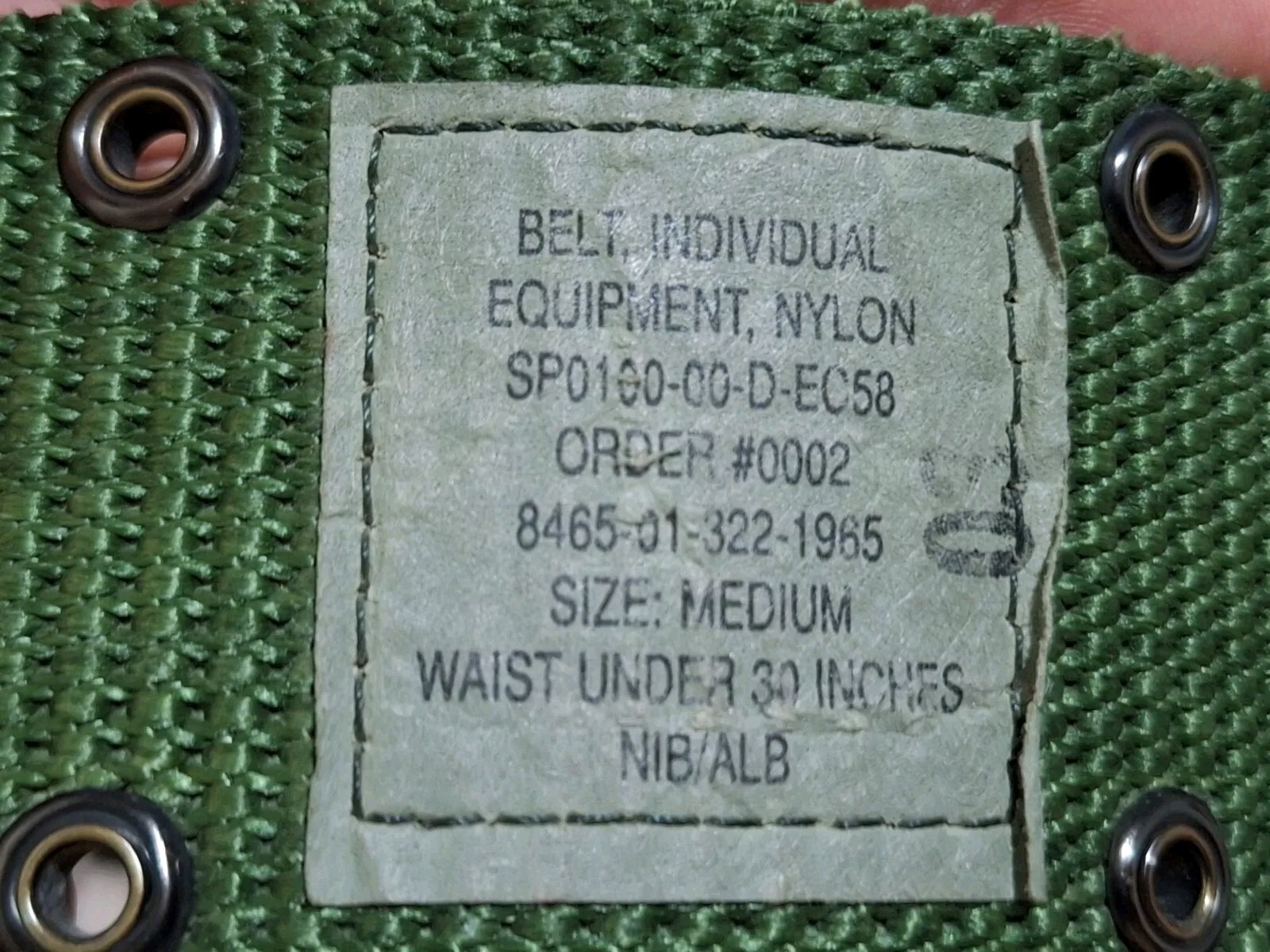 U.S. Army Individual Equipment Nylon Belt Size Medium Used