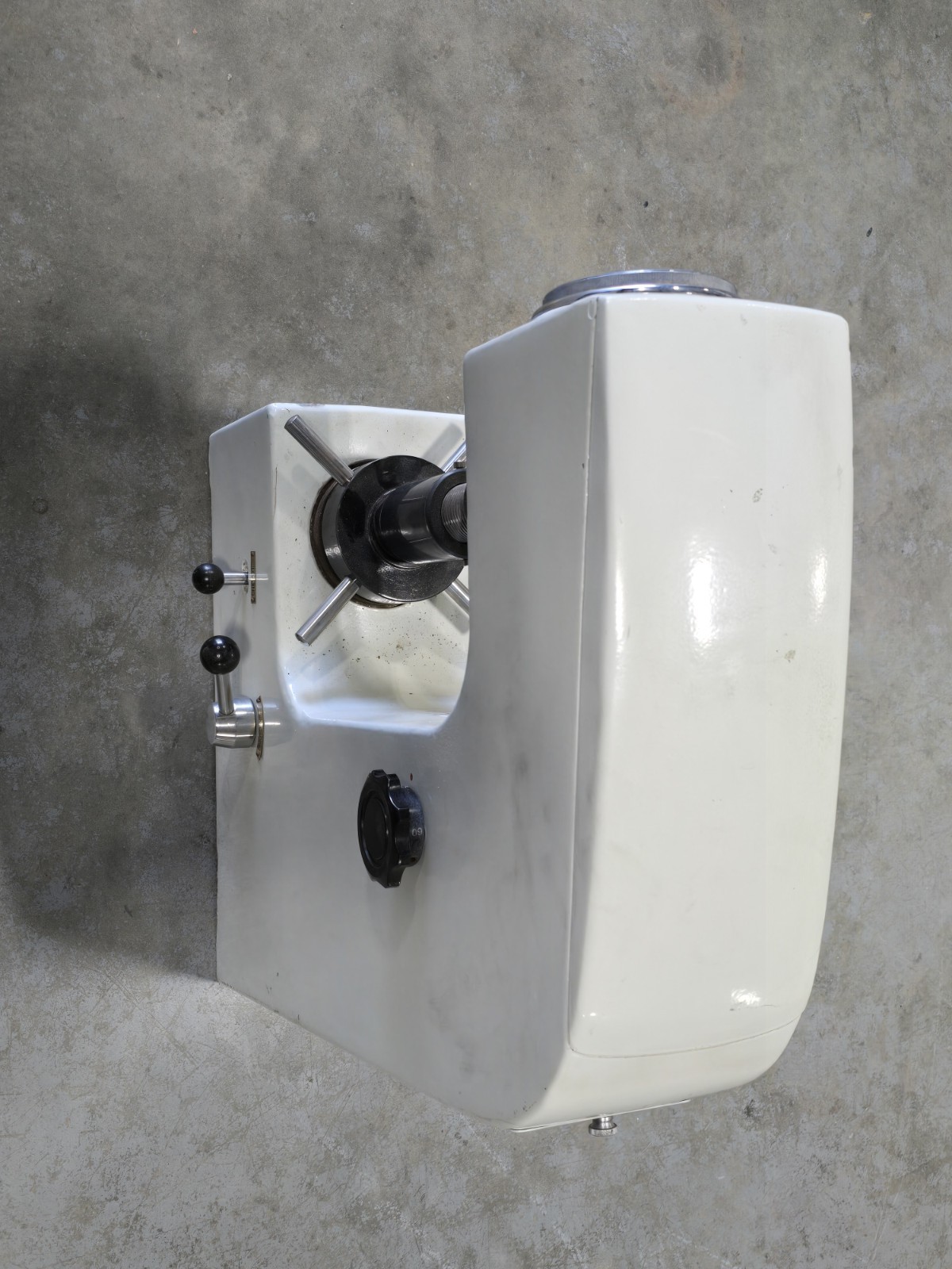 Rockwell Hardness Tester HR-15A *Light Use*