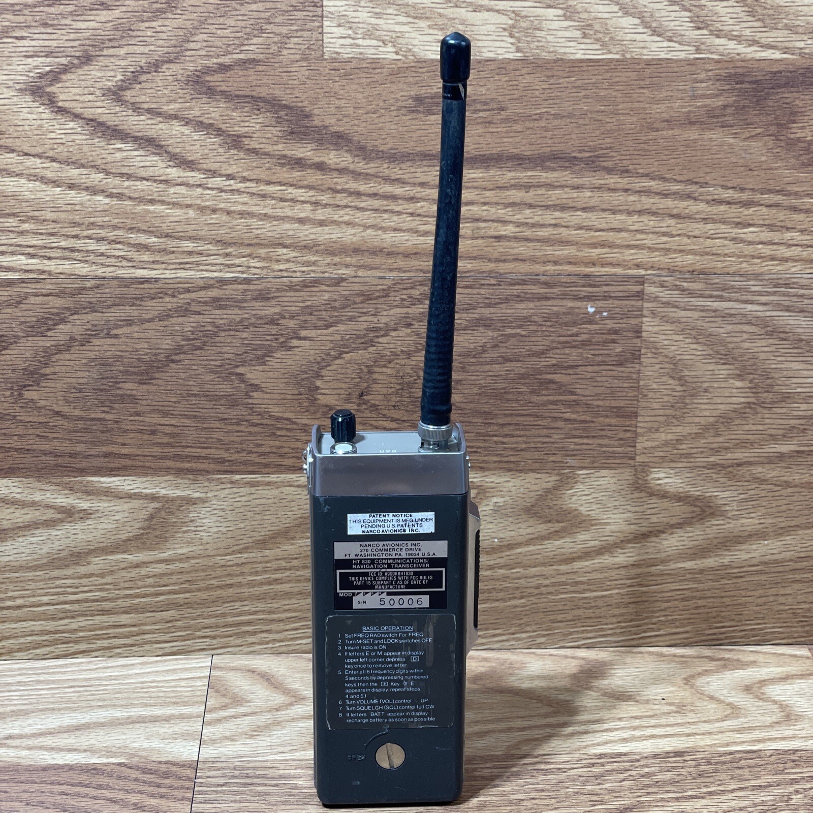 Narco HT 830 Tranceiver Navigation Nav Com 920 Channels With Antenna