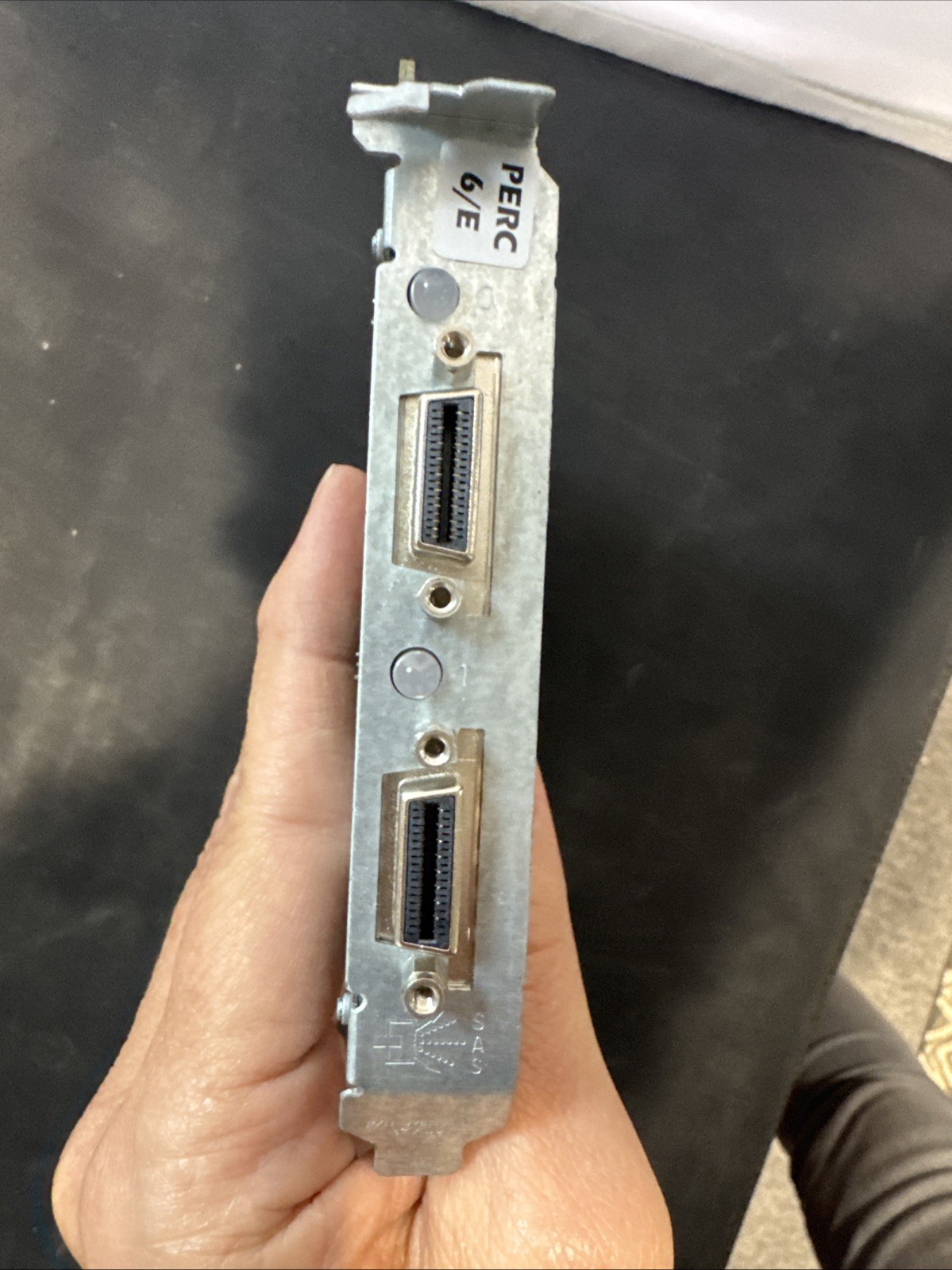 DELL PERC 6/E 3Gb/s PCI-E x8 SAS RAID Controll