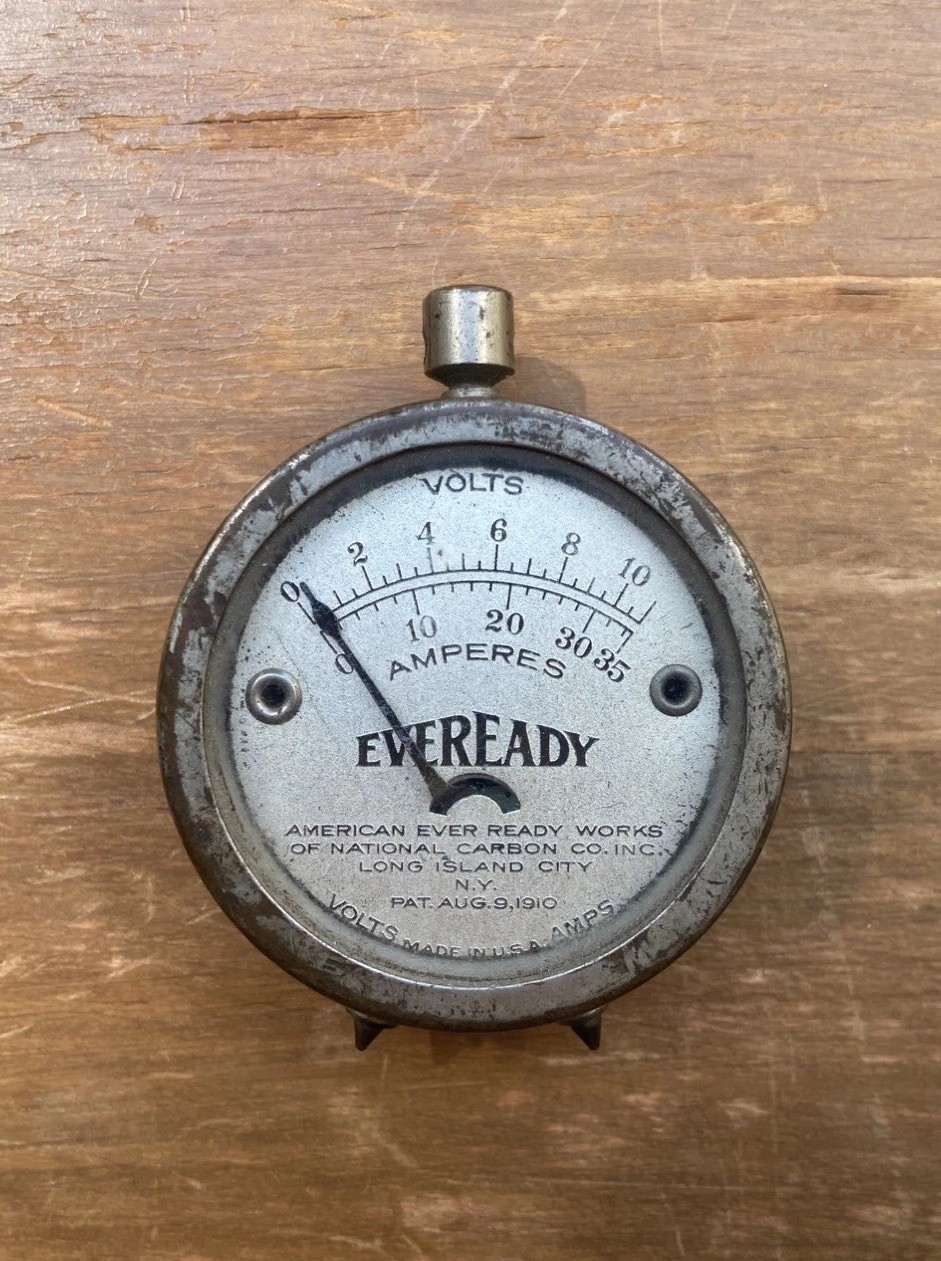 Vintage 1910 EverReady Volt Amps Amperes Meter Gauge