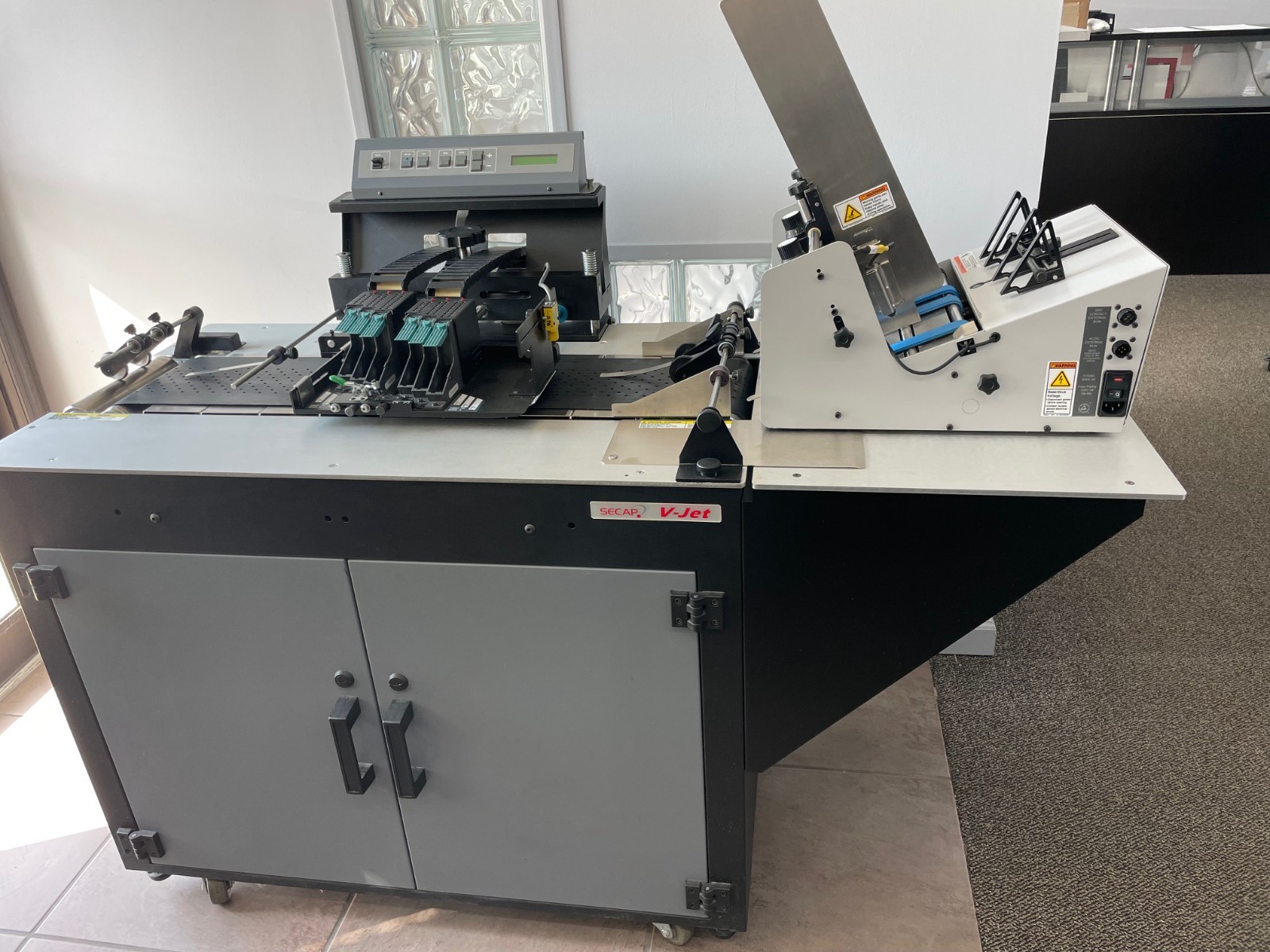 Refurbished V-Jet Vacuum Transport Inkjet Print System w/ FR-250 Feeder & Shelf