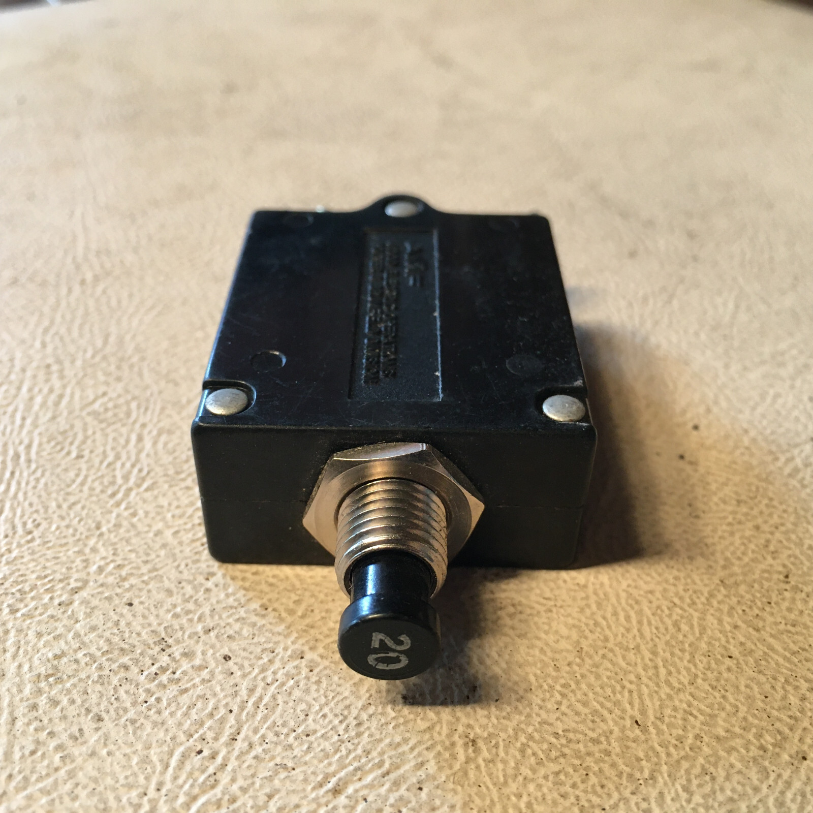 AMF-Wood, Potter Brumfield 20 Amp Circuit Breaker 109-220-101