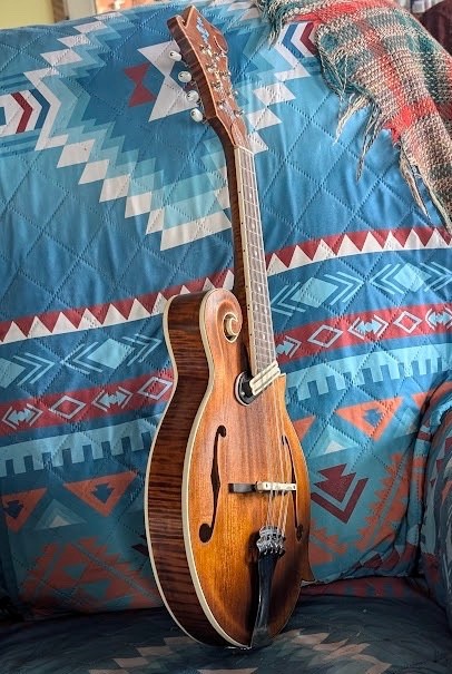 NEW F STYLE ACOUSTIC ELECTRIC MANDOLIN / U.S.LUTHIER MADE/ 2026 /FANCY MAPLE