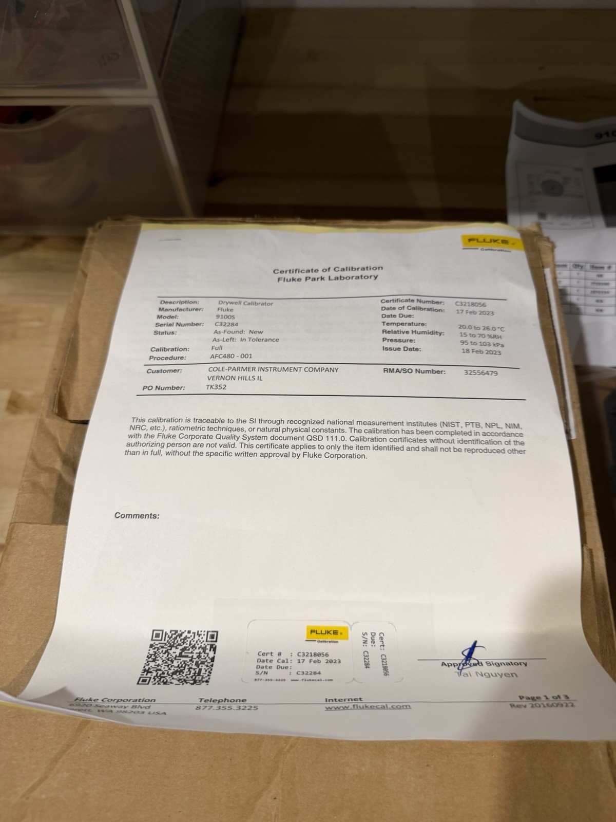 FLUKE CALIBRATION 9100S DRY WELL TEMPERATURE CALIBRATOR FREE SHIPPING