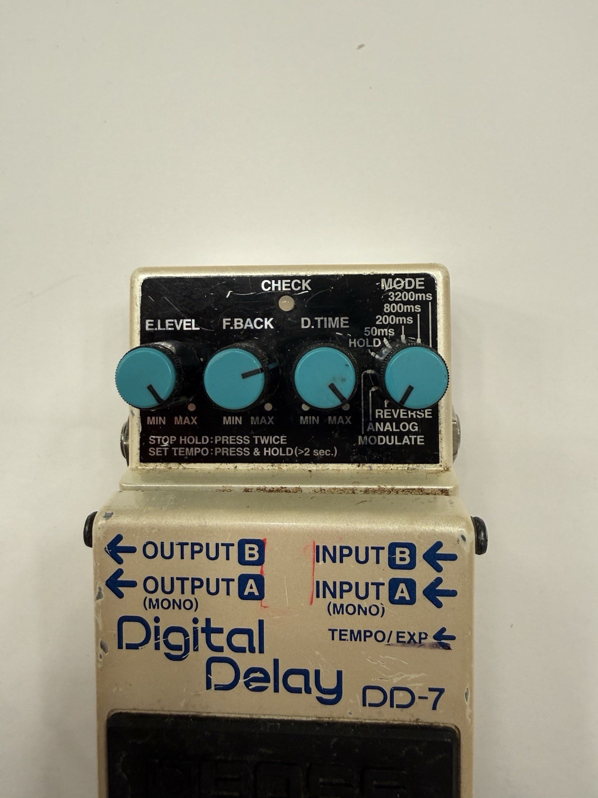 Boss Roland DD-7 Digital Delay Stereo Echo Guitar Effect Pedal