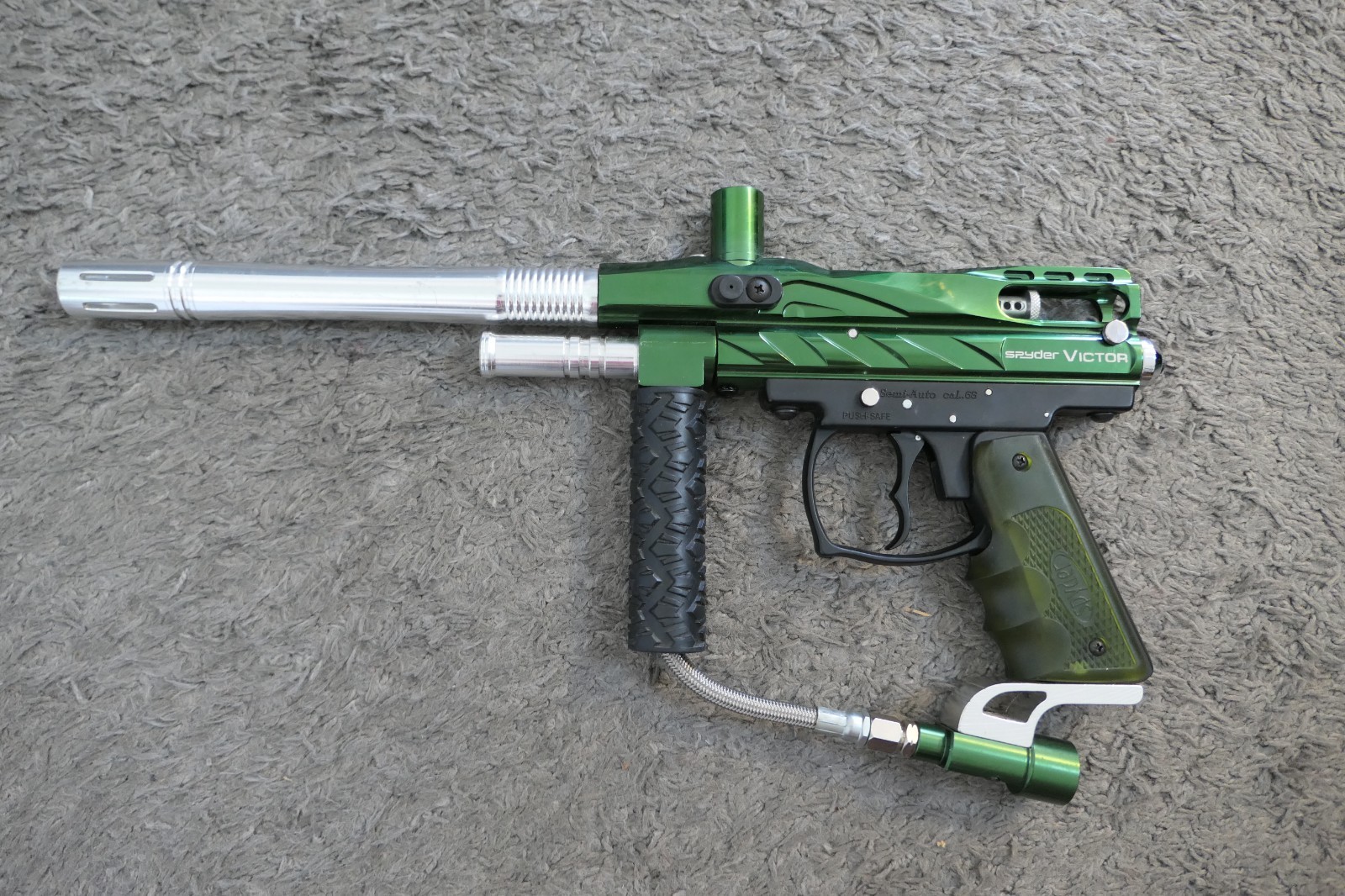 Spyder Victor Paintball Marker Gun .68 Caliber, Semi-Auto, Green