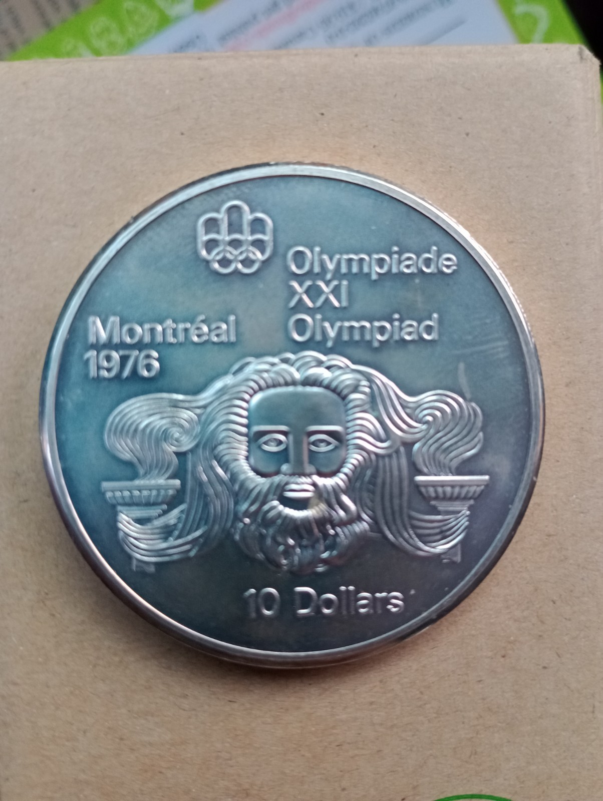 MONTREAL 1976 OLIMPEADE SILVER COIN