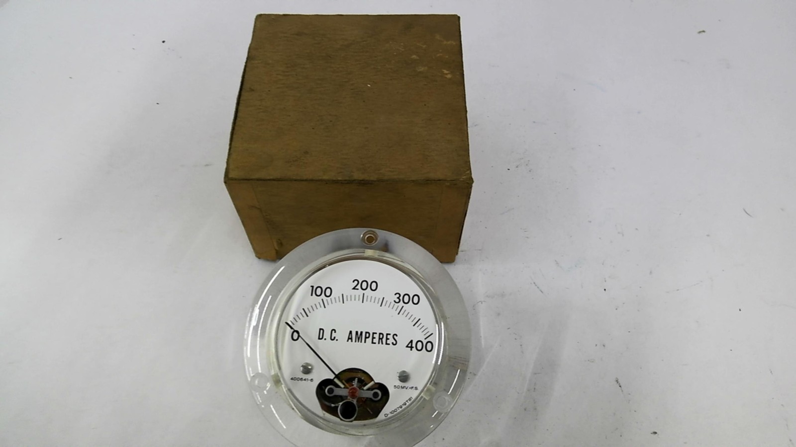 400641-6 DC AMPERES Gauge 0-400