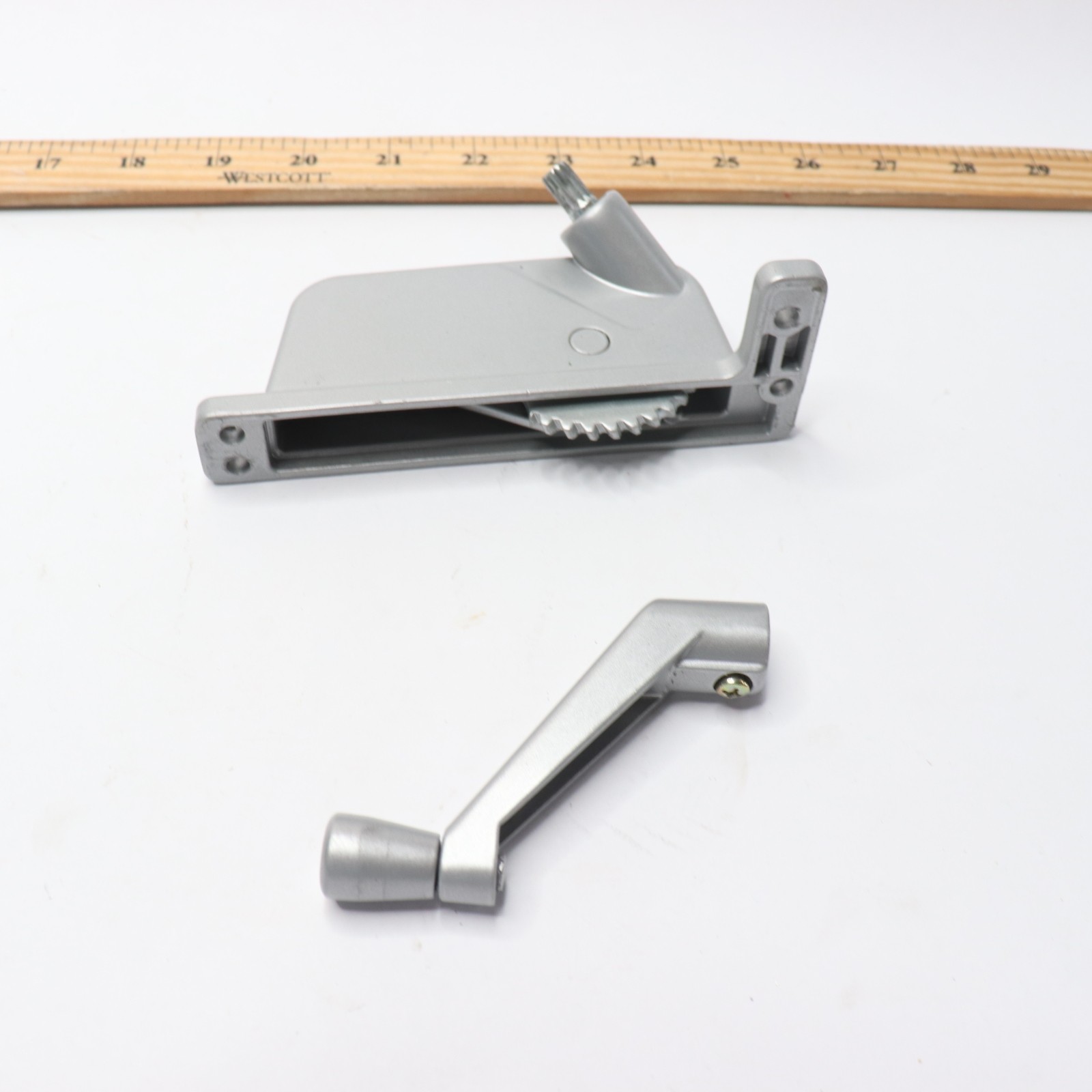 Barton Kramer Yale Ogron Right-Hand Awning Window Operator