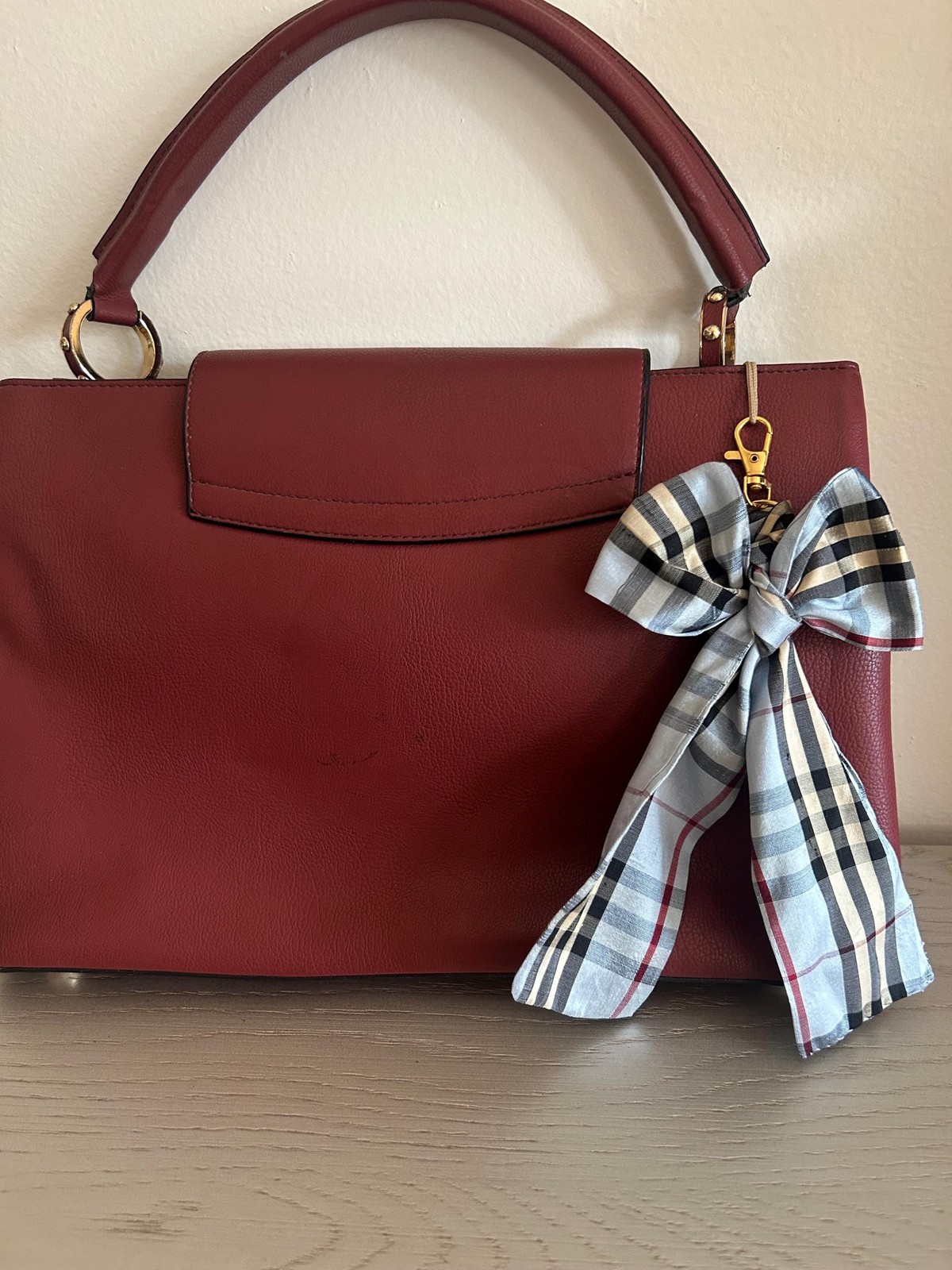 Silk Purse Bow Charm