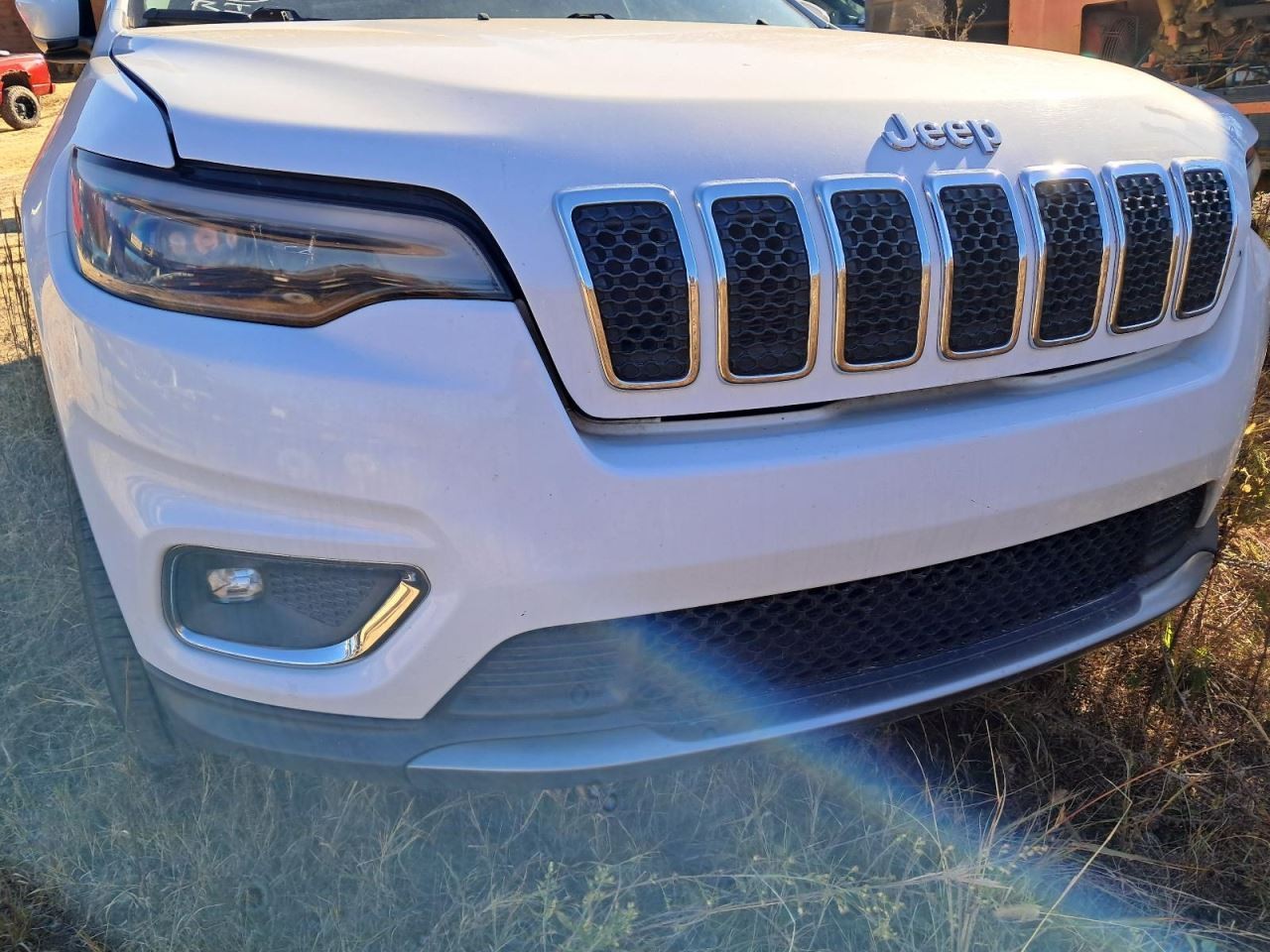 CHEROKEE 2019 Glove Box 4858463