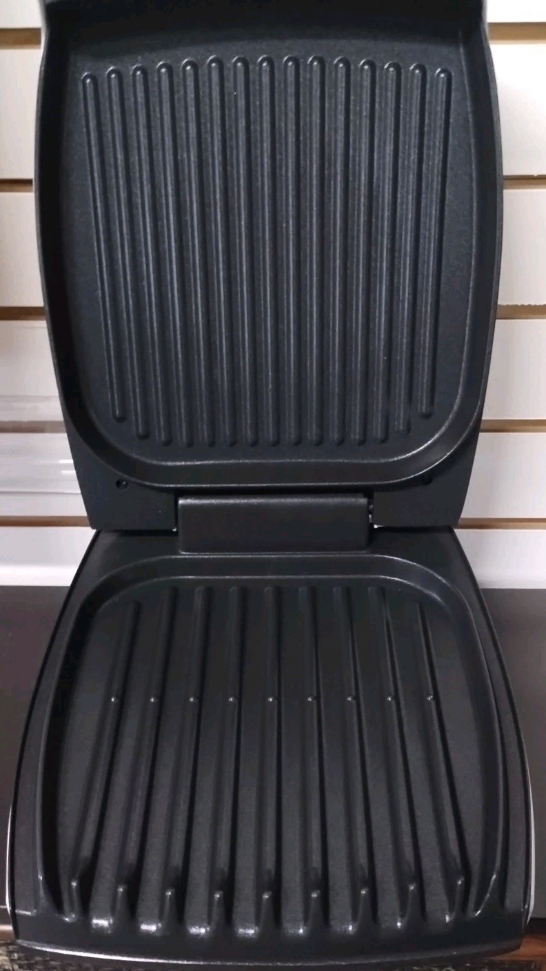 George Foreman Lean Mean Grilling Machine White New