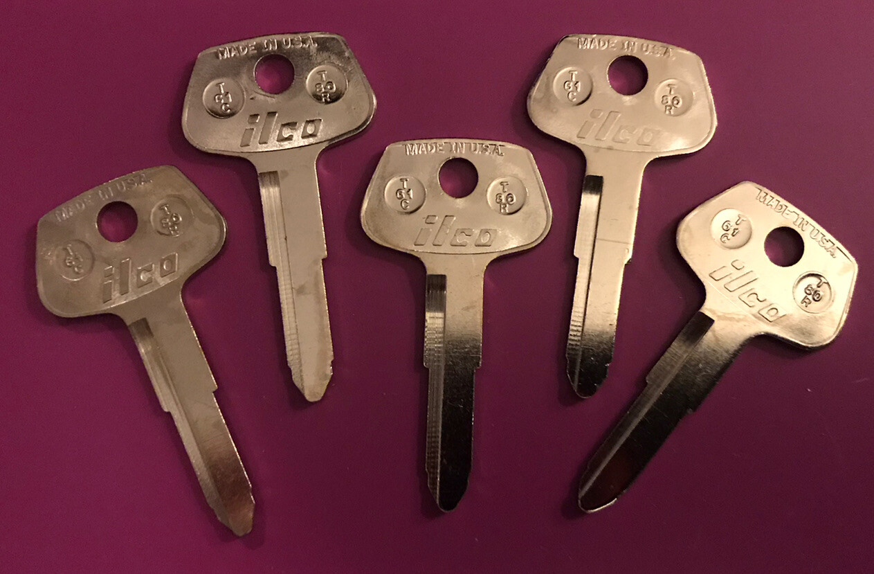 Ilco  Brand  key blanks  T61C  T80R    set of 5