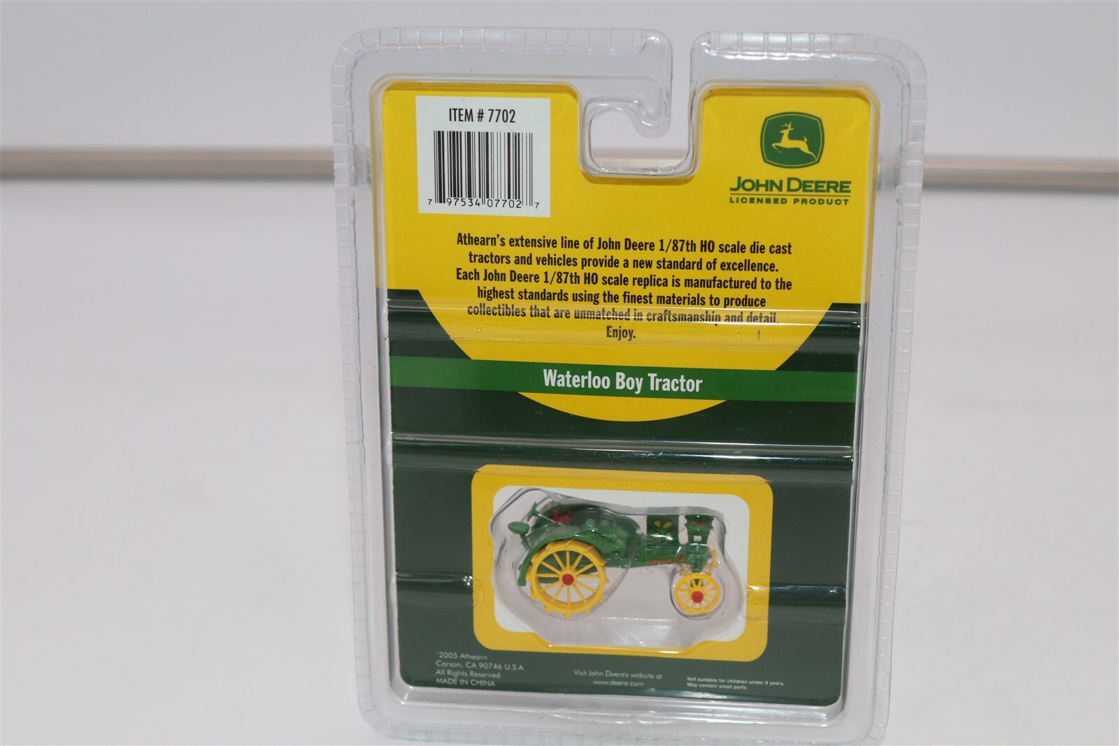 Athearn #7702 John Deere Waterloo Boy Tractor - NEW -