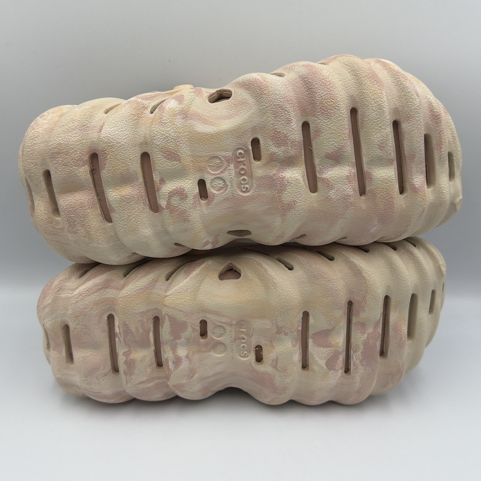 CROCS Echo Marbled Clog - Quartz (Beige/Rose) - 208454-6WS **NEW**