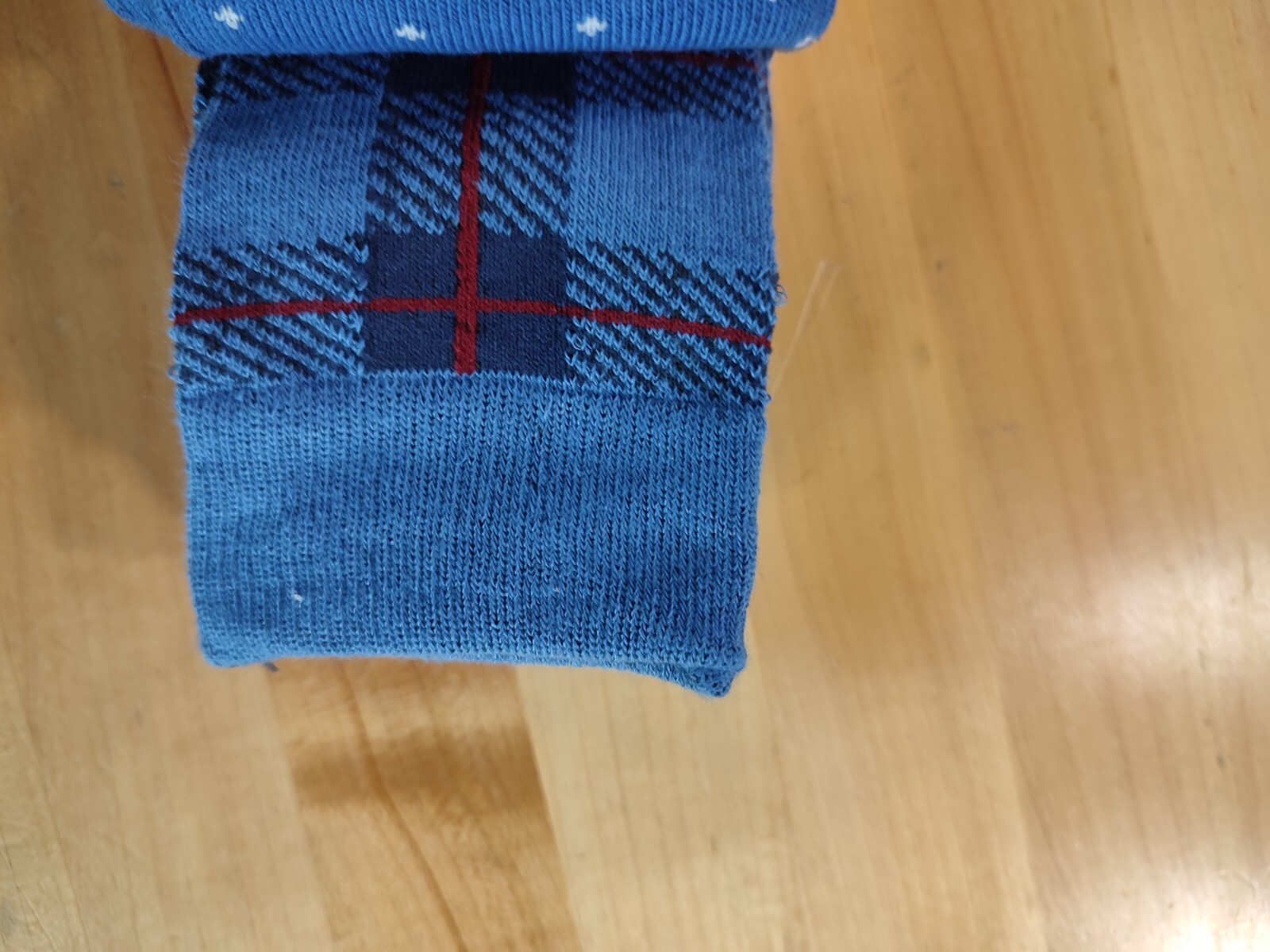 Men's Club Room 4 Pack Crew Socks Dress Socks Multi Color Blues Shoe Sizes 8-13