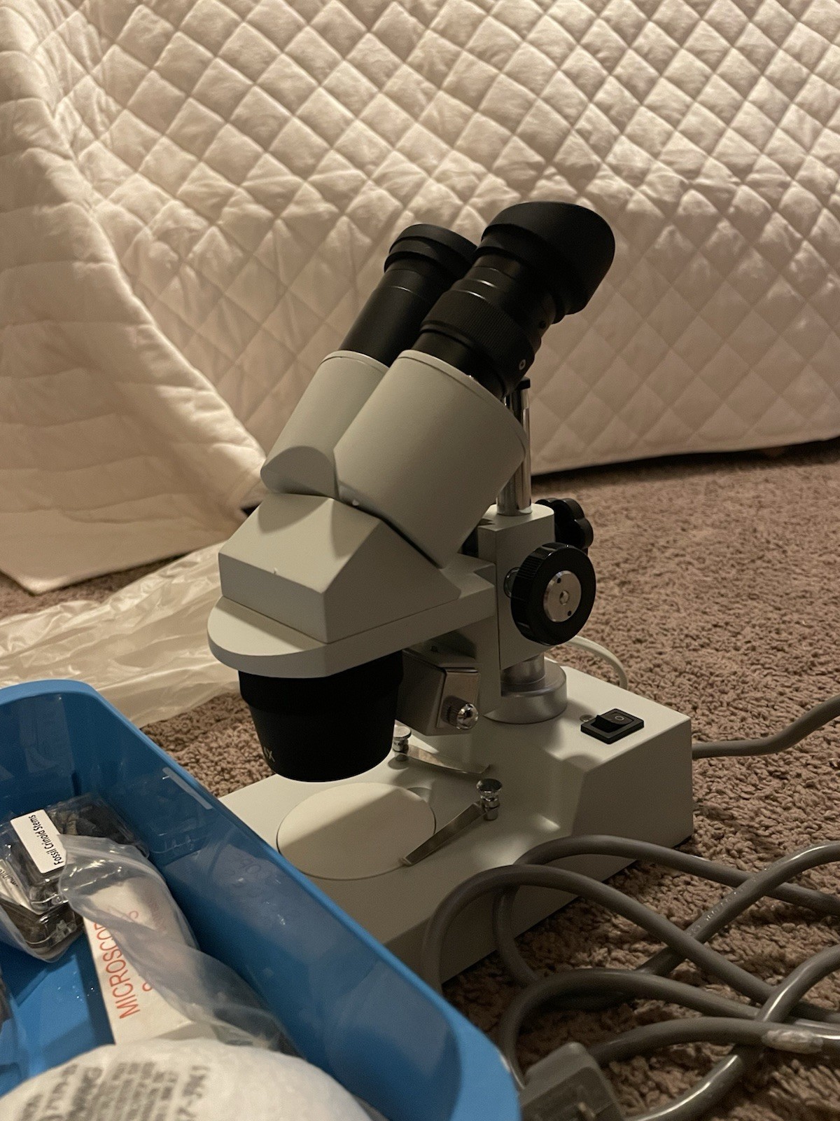 AmScope Microscope with Slides & More Extras