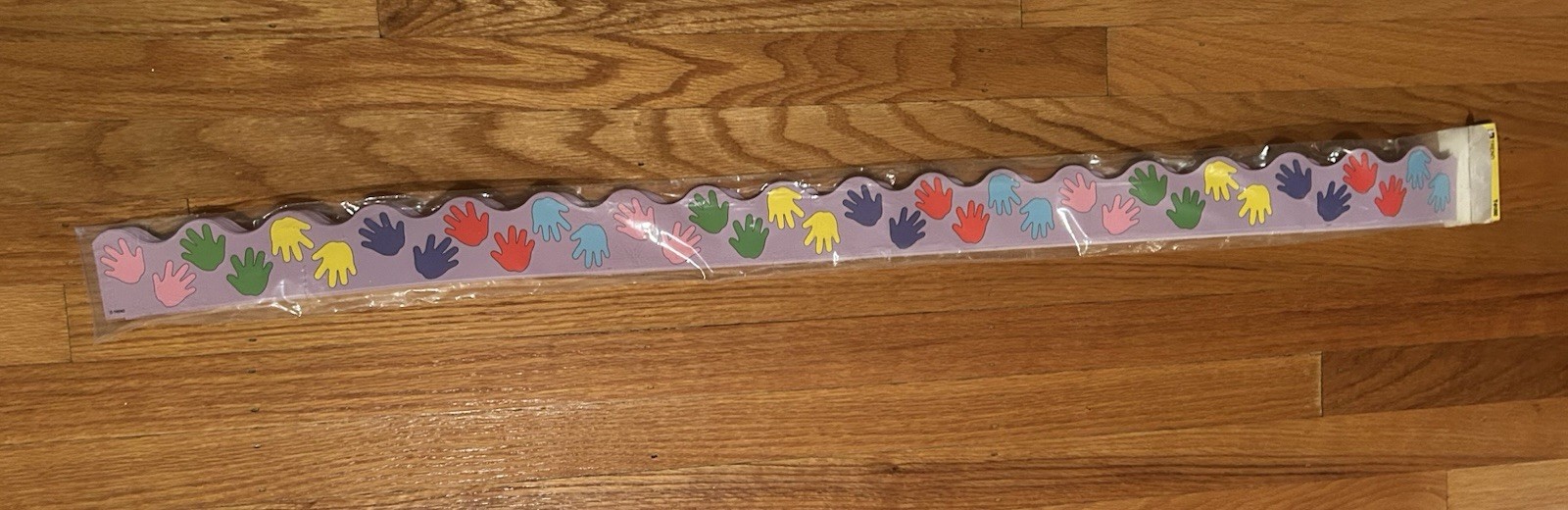 NEW SEALED TREND TERRIFIC TRIMMERS HANDPRINT BULLETIN BOARD BORDERS
