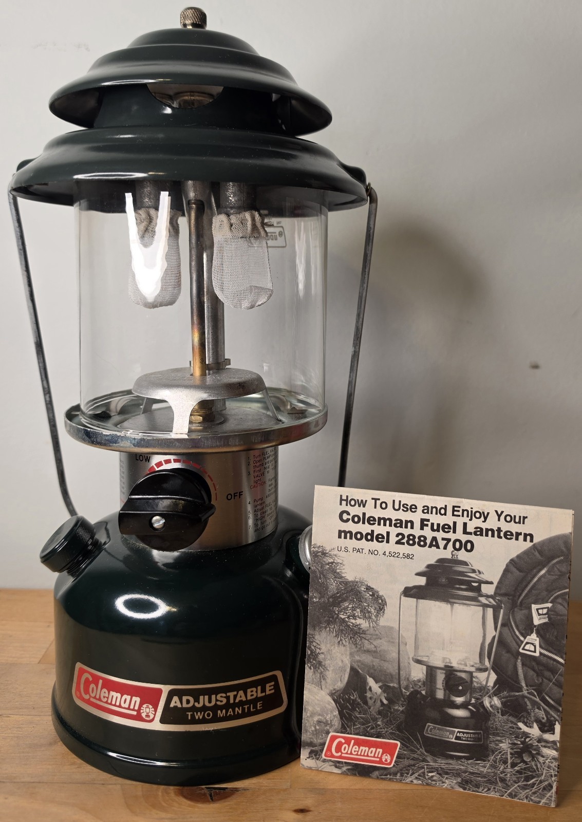 Coleman 288 Lantern with Box and Manual 288A700G Mint Condition Dated 8/89