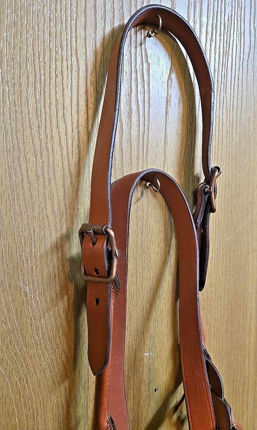 Western 3/4" Leather Halter w/ Leather/Chain Lead