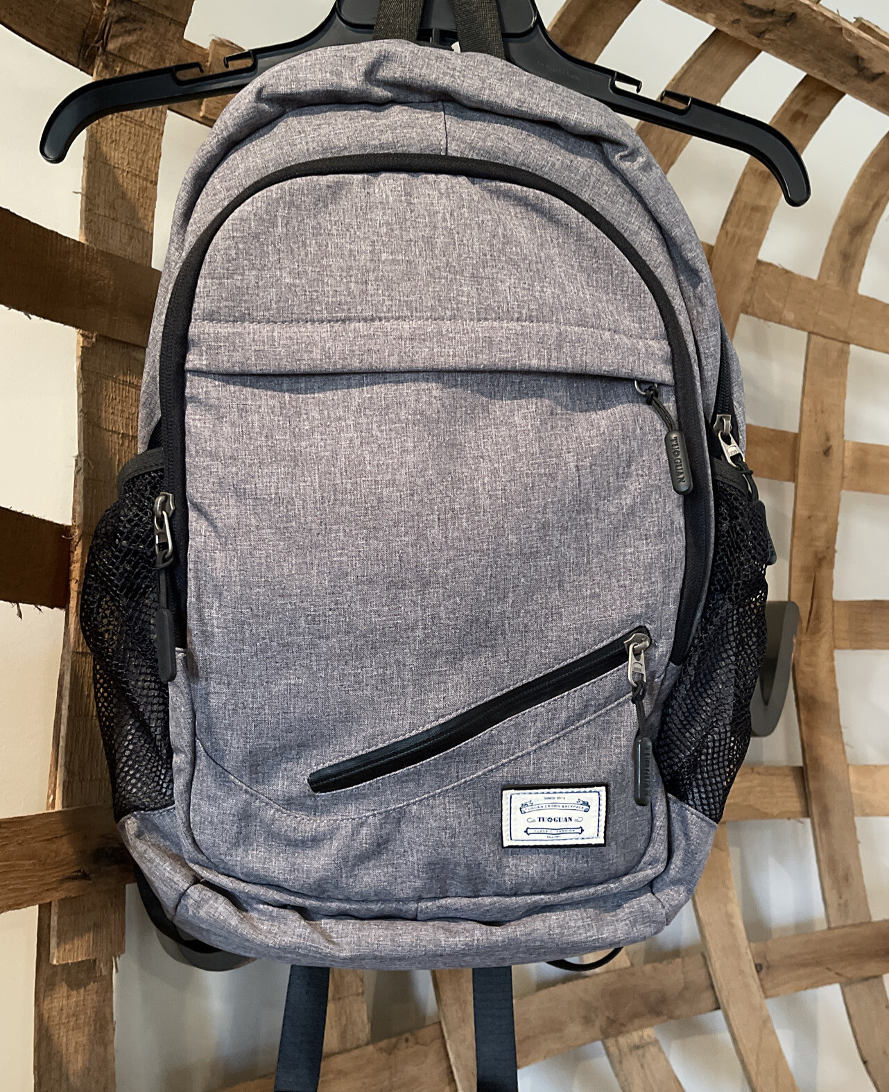 TUGUAN Backpack Laptop Bag with USB Charging Port New Without Tags! Nice
