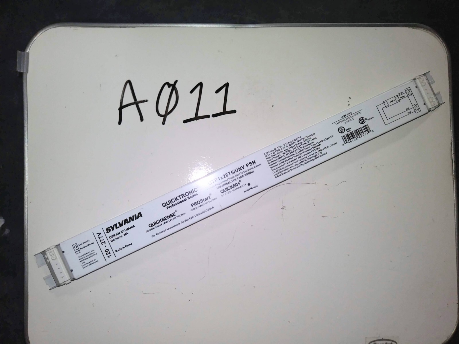 LIGHT BALLAST / QTP1X28T5 / A011