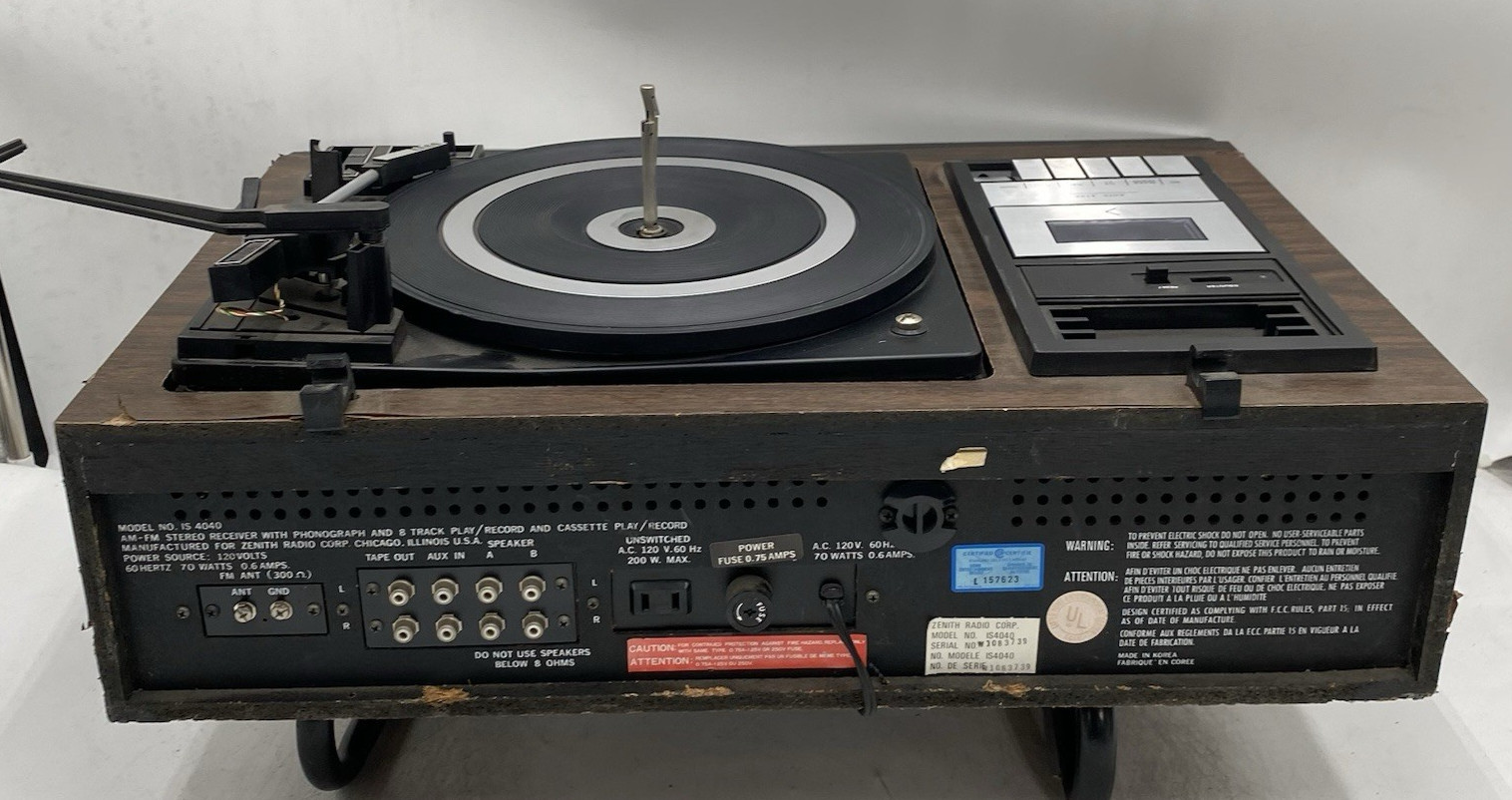 Zenith IS4040 Integrated Stereo System