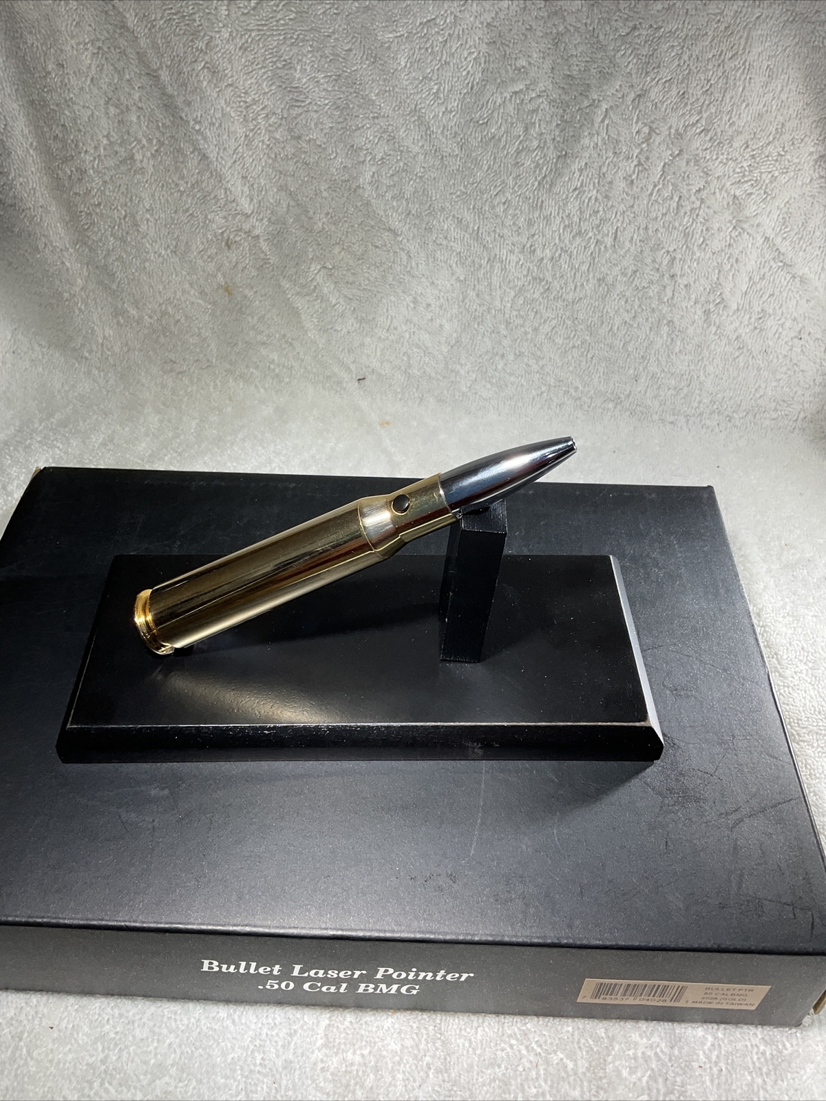Bullet Laser Pointer w LED Light 50-Cal Shape Rifle Ammo