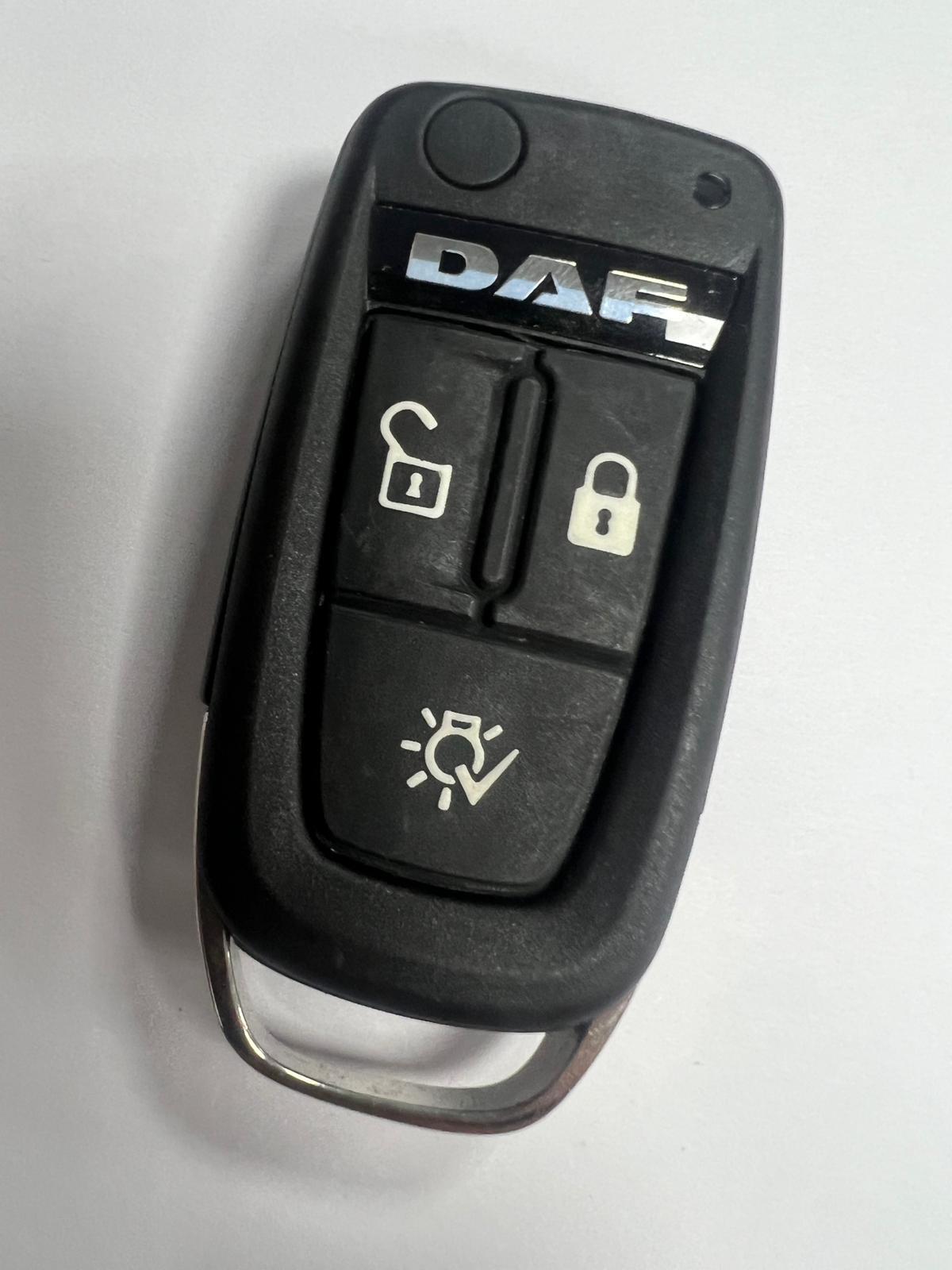 GENUINE DAF 3 BUTTON REMOTE SMART KEY FOB TESTED & WORKING! 1934277 !!!