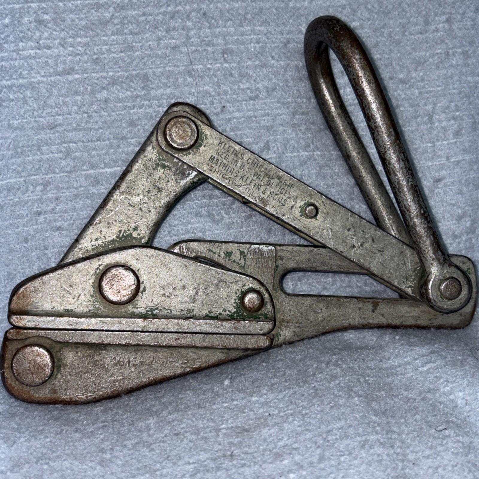 Klein Tools Cable Puller 1613-40 B Excellent Condition