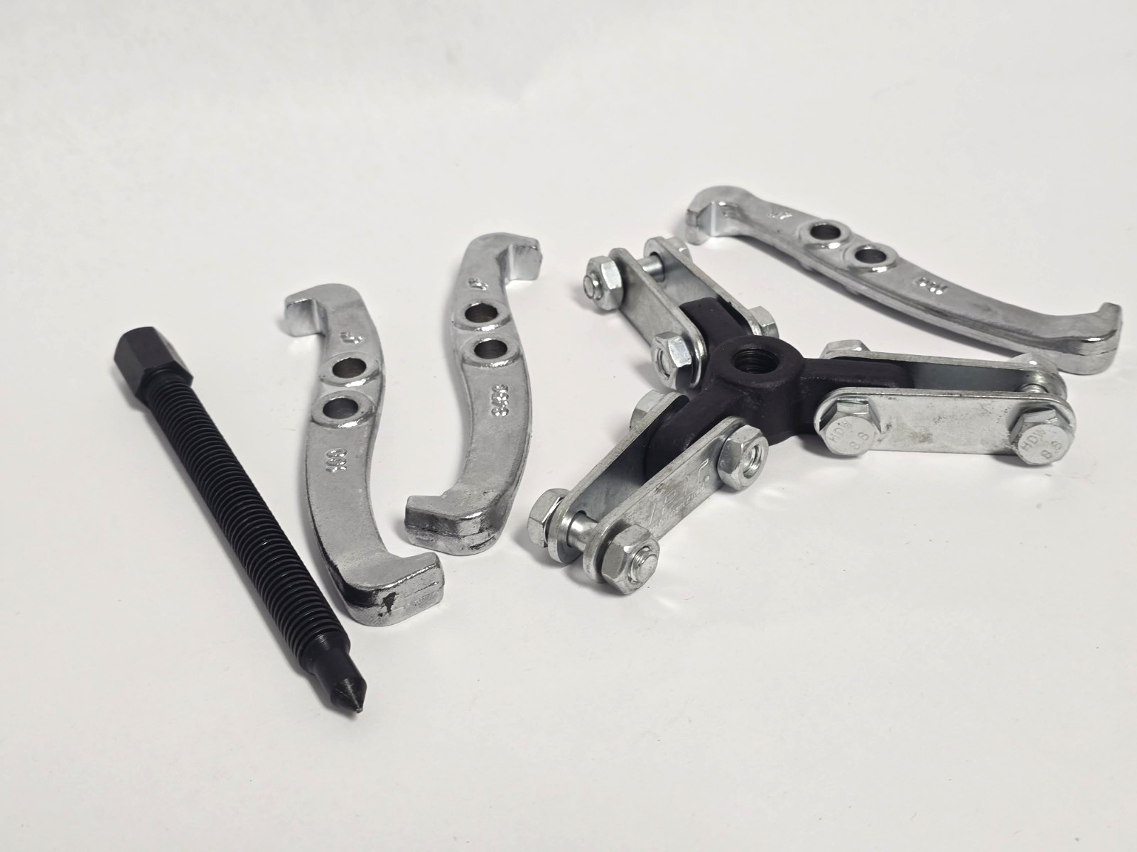 PERFORMANCE TOOL W136P GEAR PULLER-3 JAW