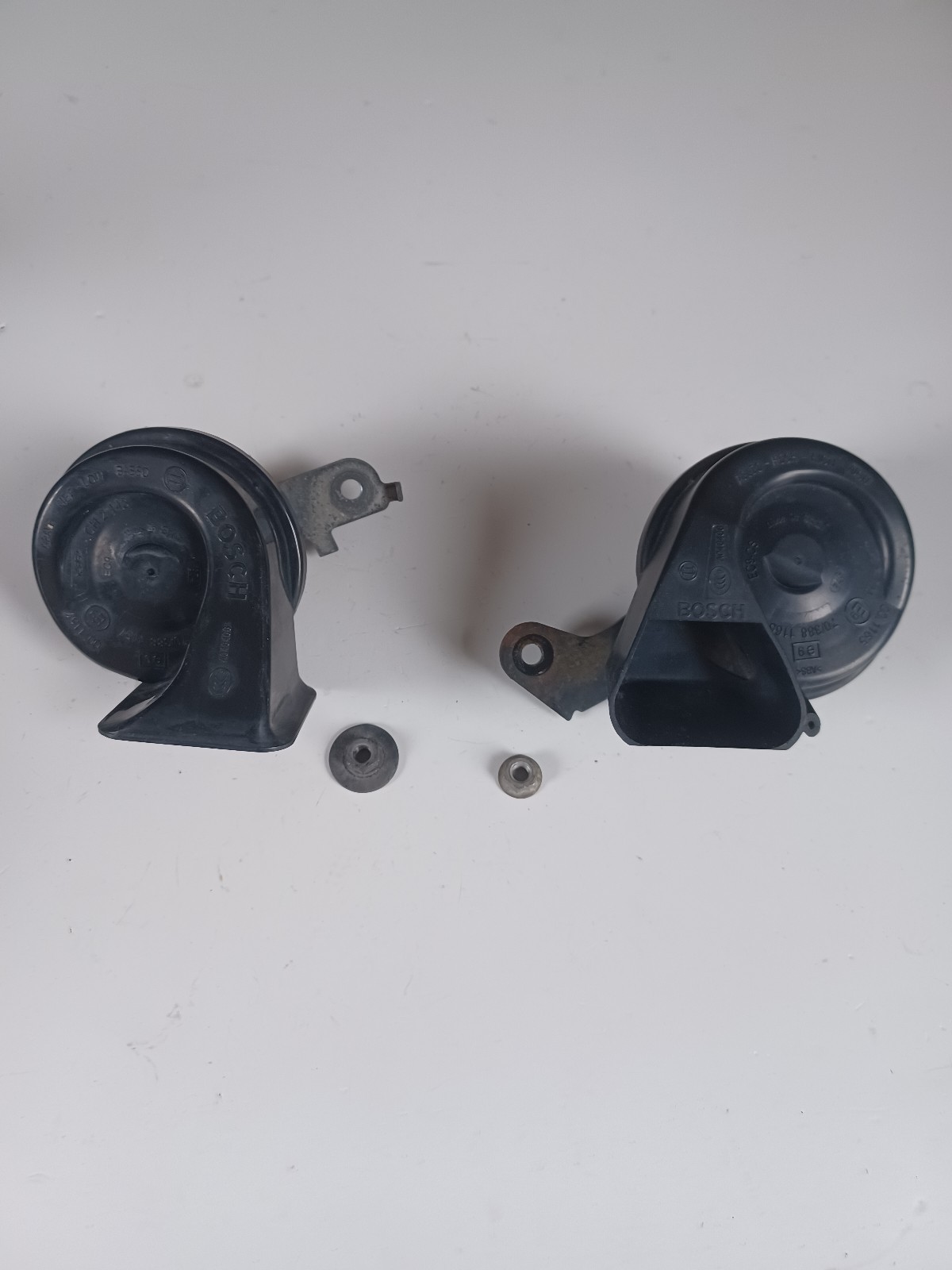 2003-09 Mercedes W211 S211 E320 E350 E500 E550 E55 E63 AMG Low High Horn Set