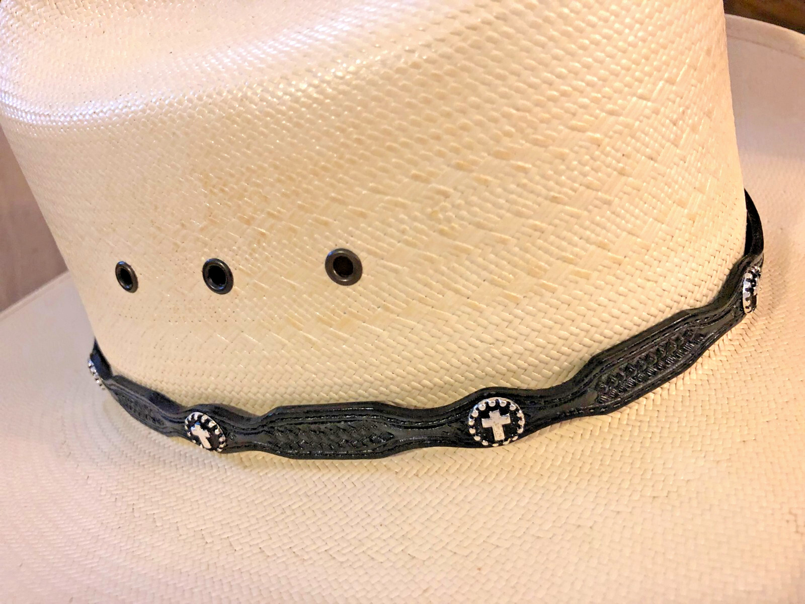 Hat Band 1/2" Tooled Black Leather with Cross Conchos