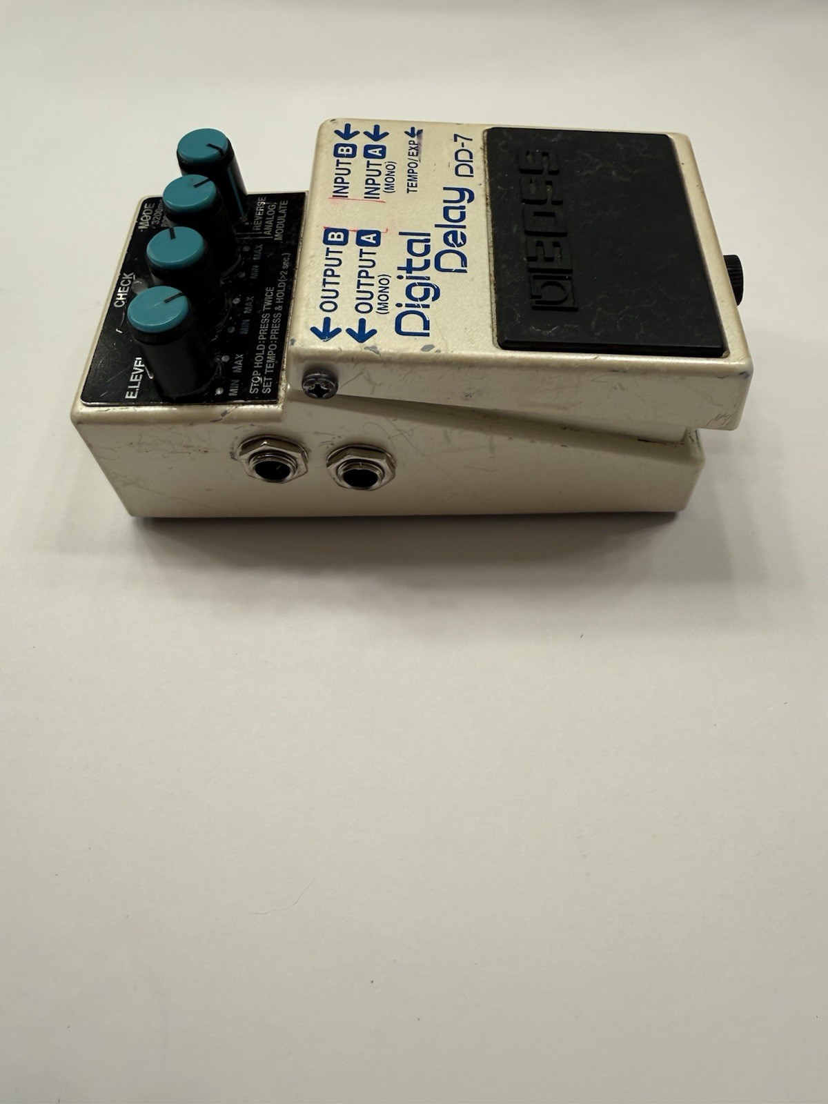 Boss Roland DD-7 Digital Delay Stereo Echo Guitar Effect Pedal